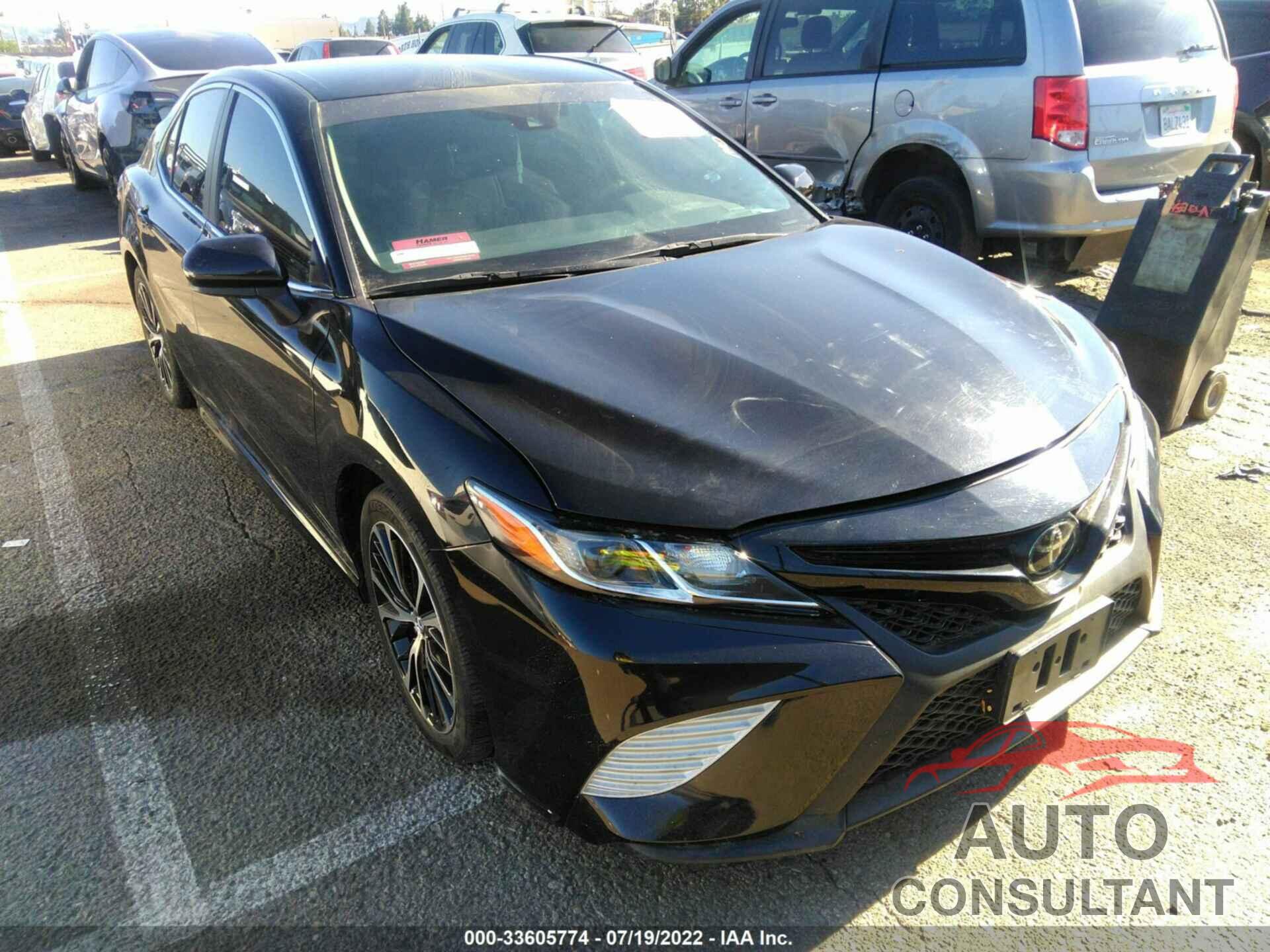 TOYOTA CAMRY 2020 - 4T1G11AK1LU900951