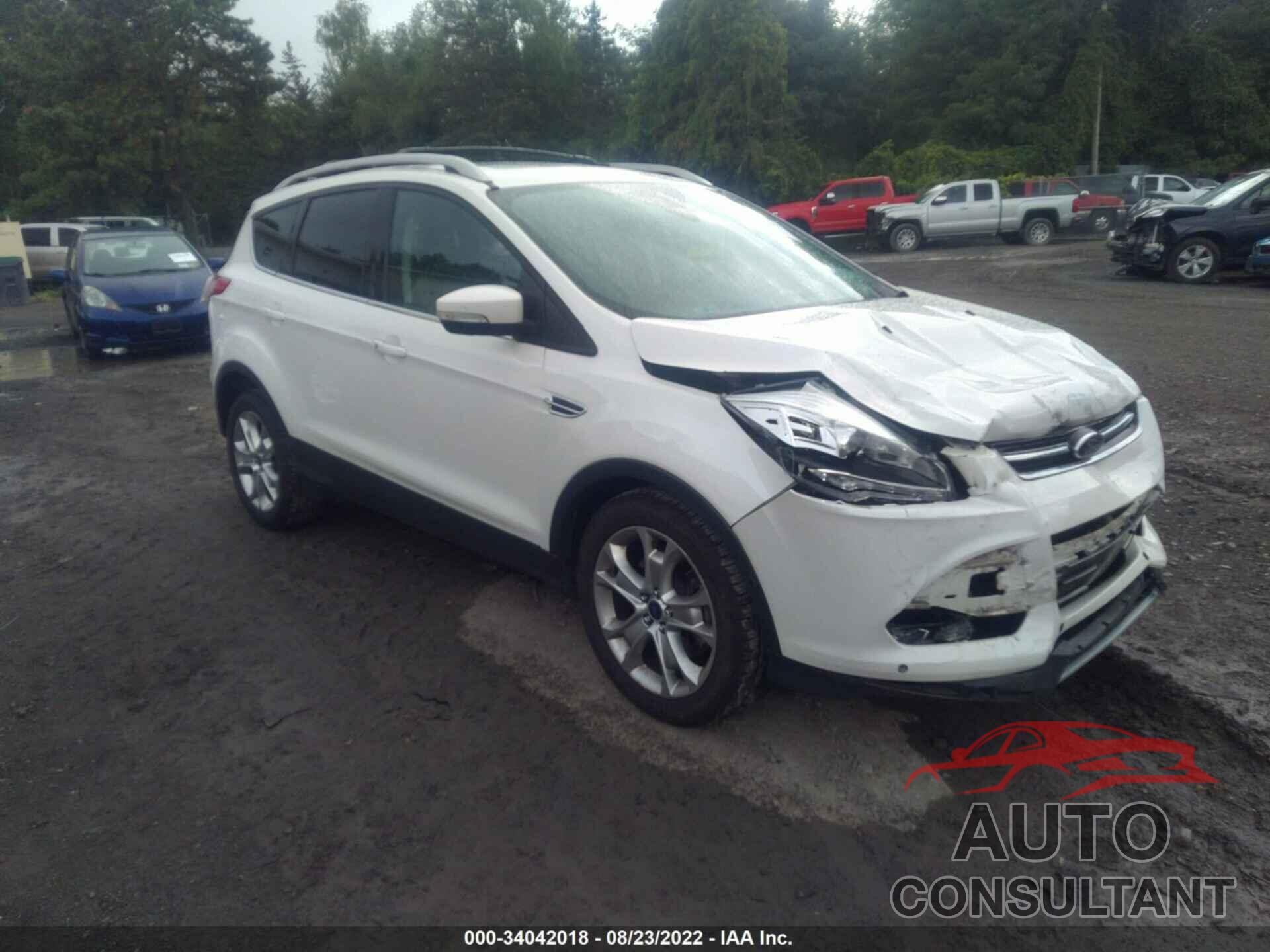 FORD ESCAPE 2016 - 1FMCU9JX1GUA34738
