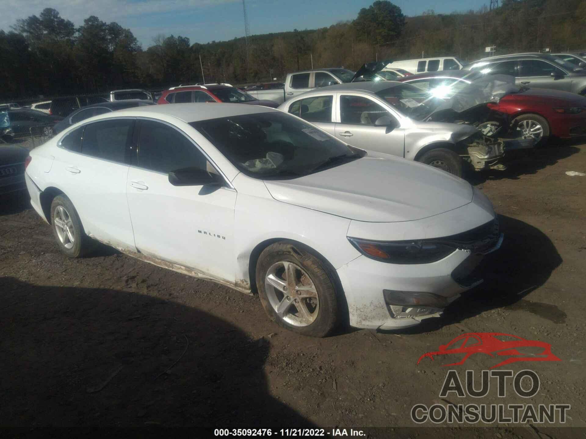 CHEVROLET MALIBU 2019 - 1G1ZB5ST1KF197730