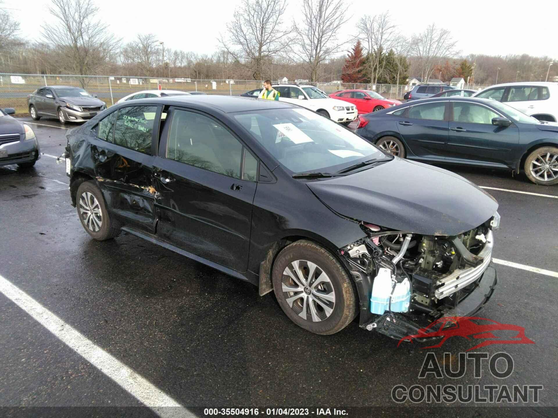TOYOTA COROLLA 2022 - JTDEAMDE3NJ062283