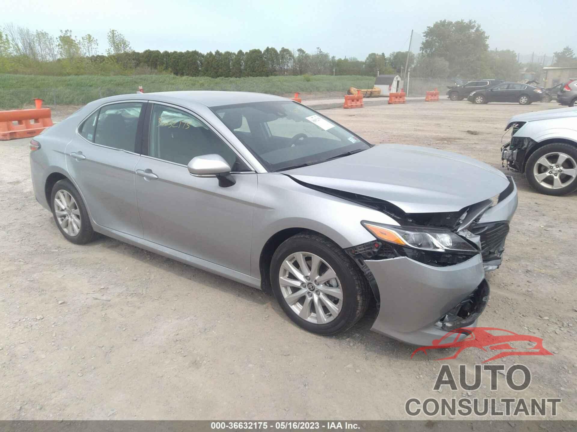TOYOTA CAMRY 2020 - 4T1L11BK6LU002262