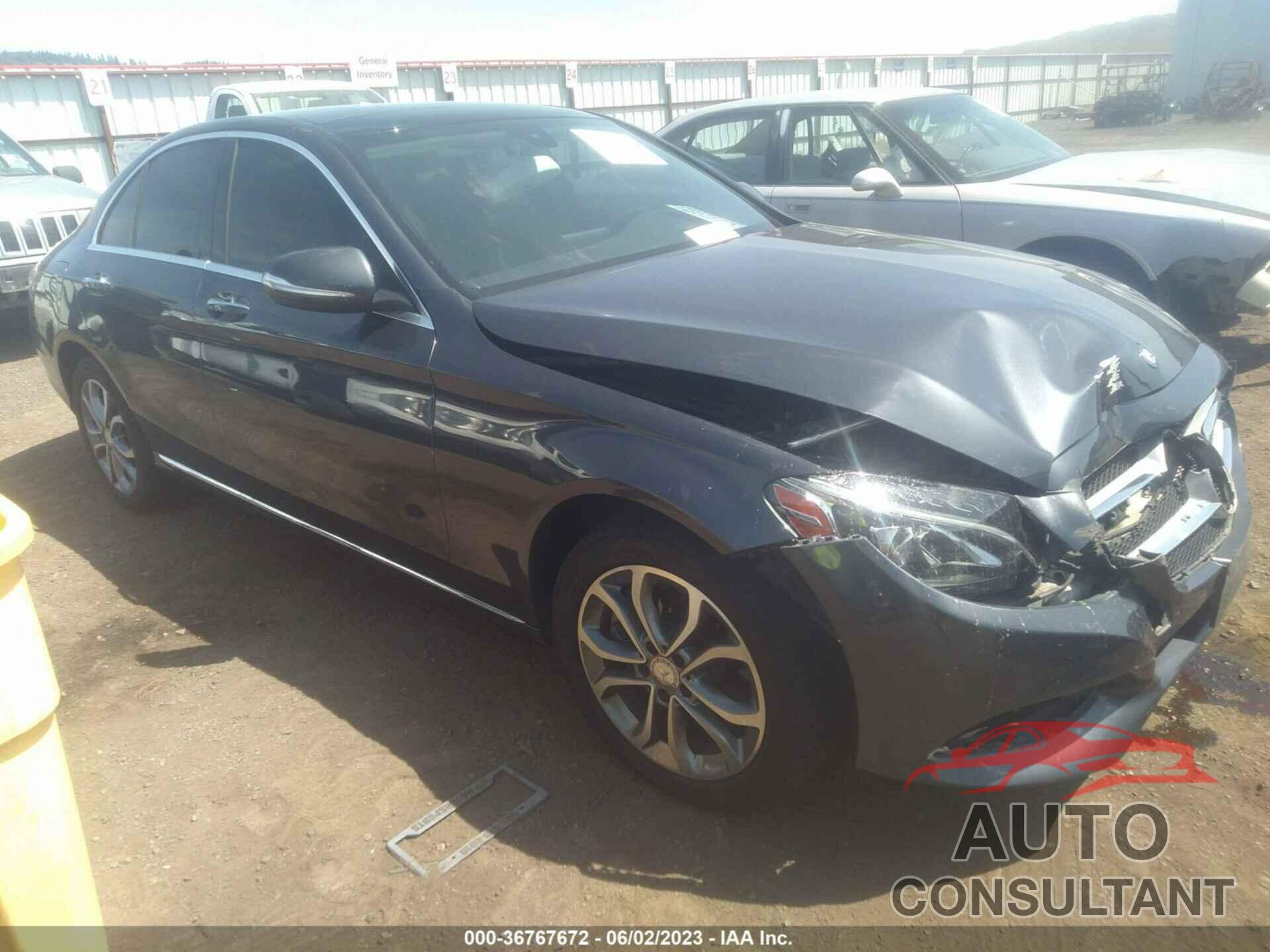 MERCEDES-BENZ C-CLASS 2015 - 55SWF4KB9FU004393