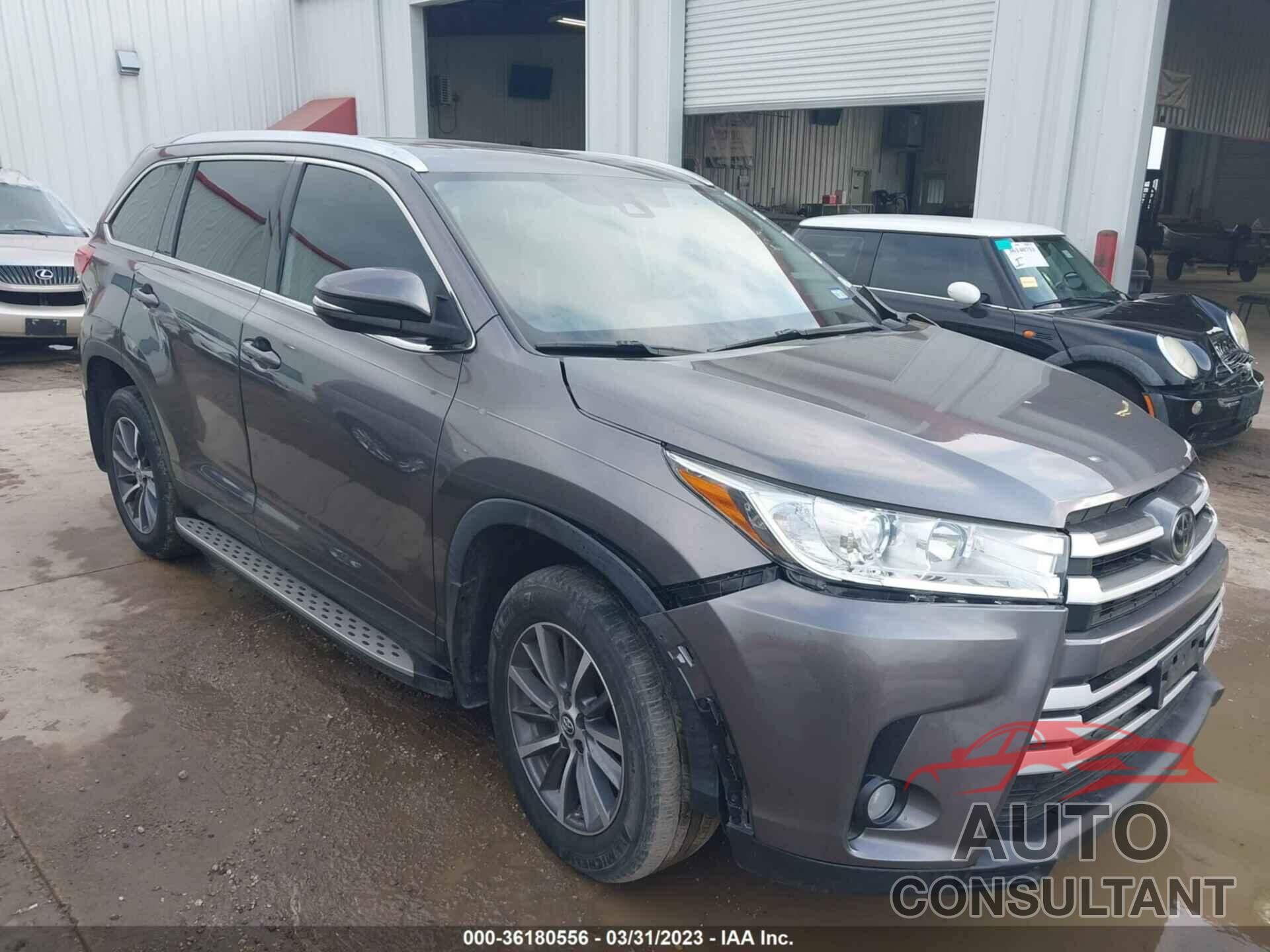 TOYOTA HIGHLANDER 2019 - 5TDKZRFH4KS326304
