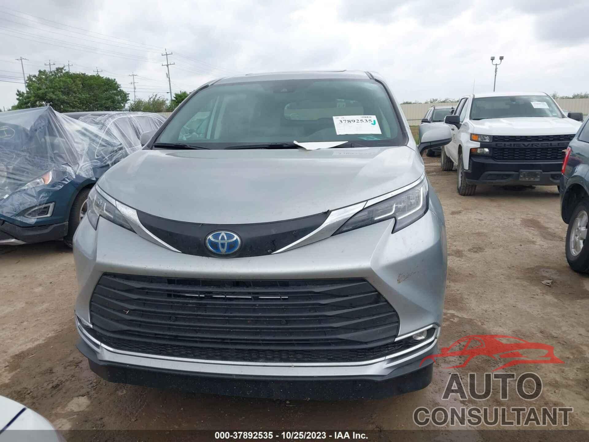 TOYOTA SIENNA 2021 - 5TDYSKFCXMS033889