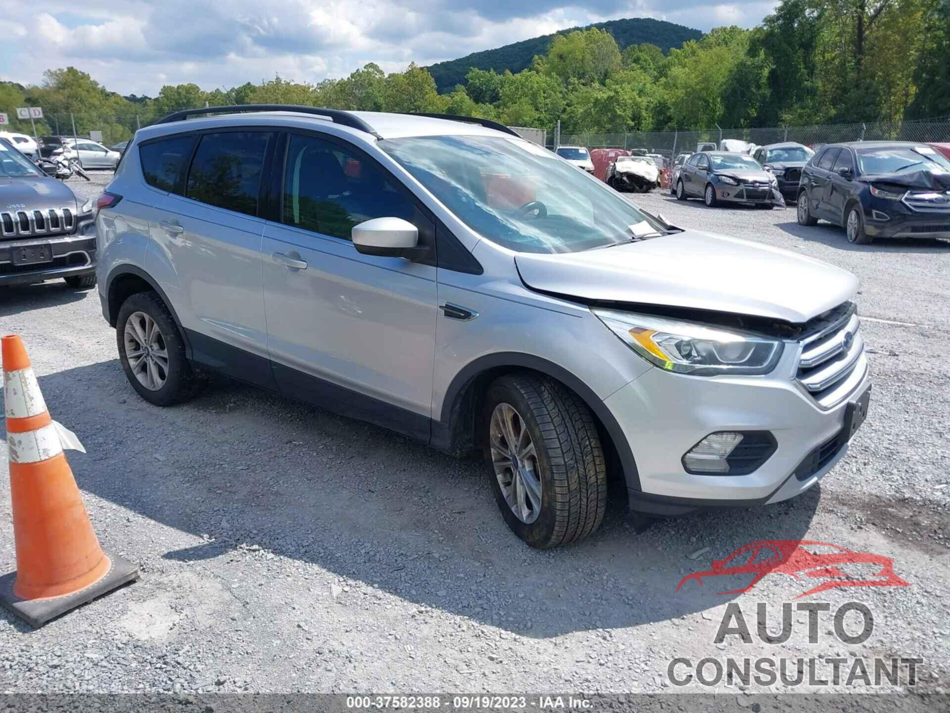 FORD ESCAPE 2017 - 1FMCU9GD9HUA58283