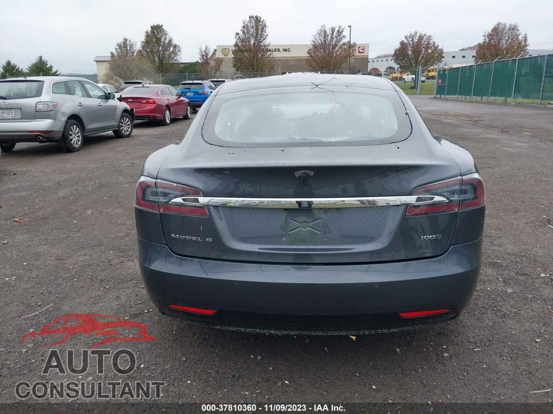 TESLA MODEL S 2018 - 5YJSA1E26JF278524