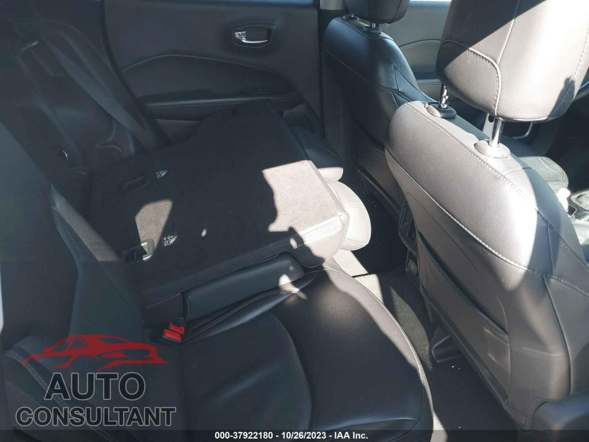 JEEP COMPASS 2019 - 3C4NJDCB5KT768408