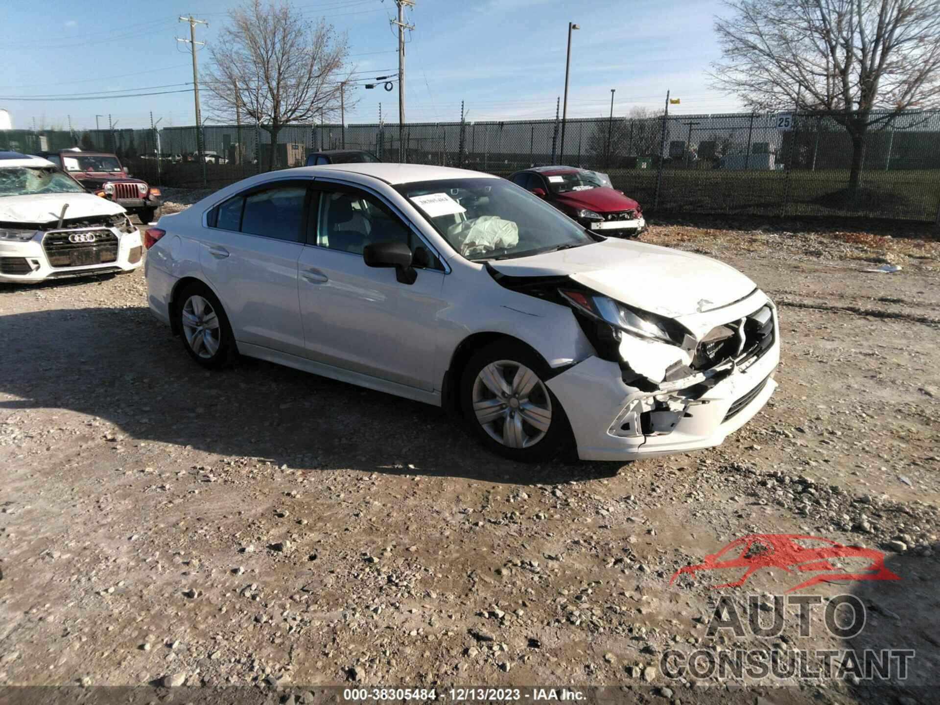 SUBARU LEGACY 2019 - 4S3BNAB60K3035317