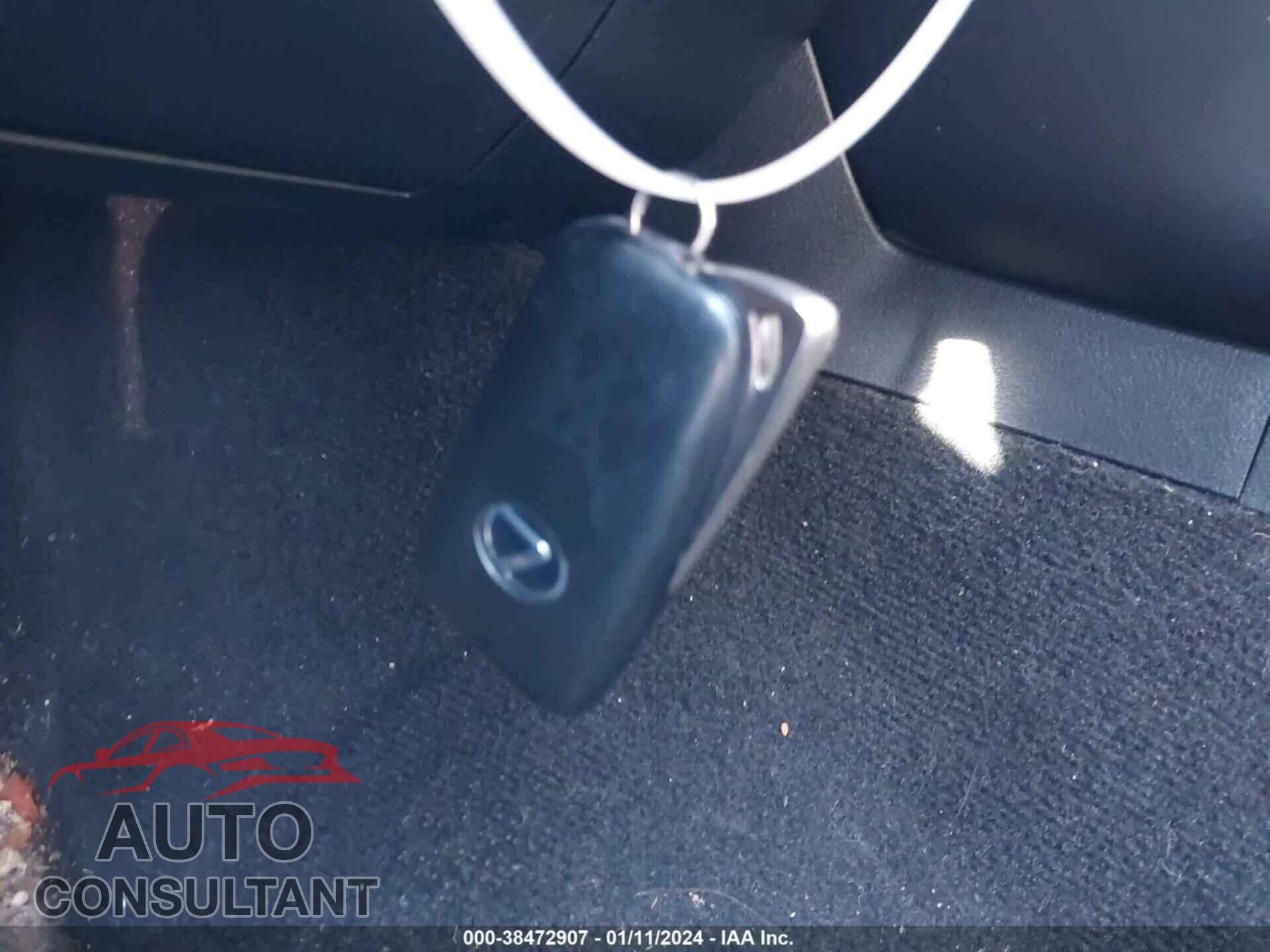 LEXUS IS 2016 - JTHCM1D21G5013256