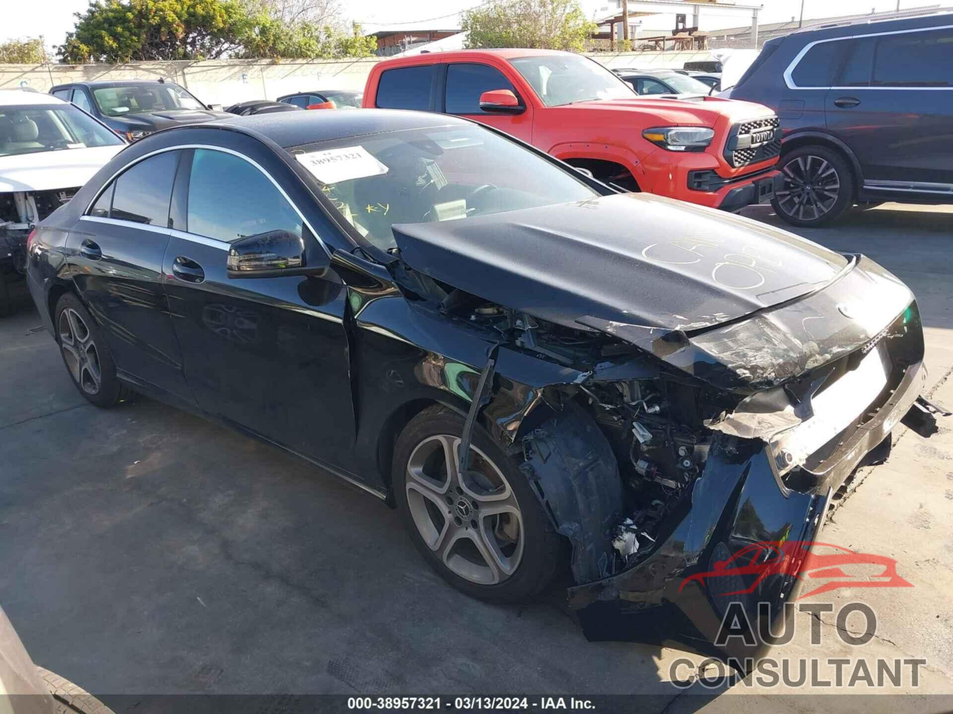 MERCEDES-BENZ CLA 2018 - WDDSJ4EB1JN642342