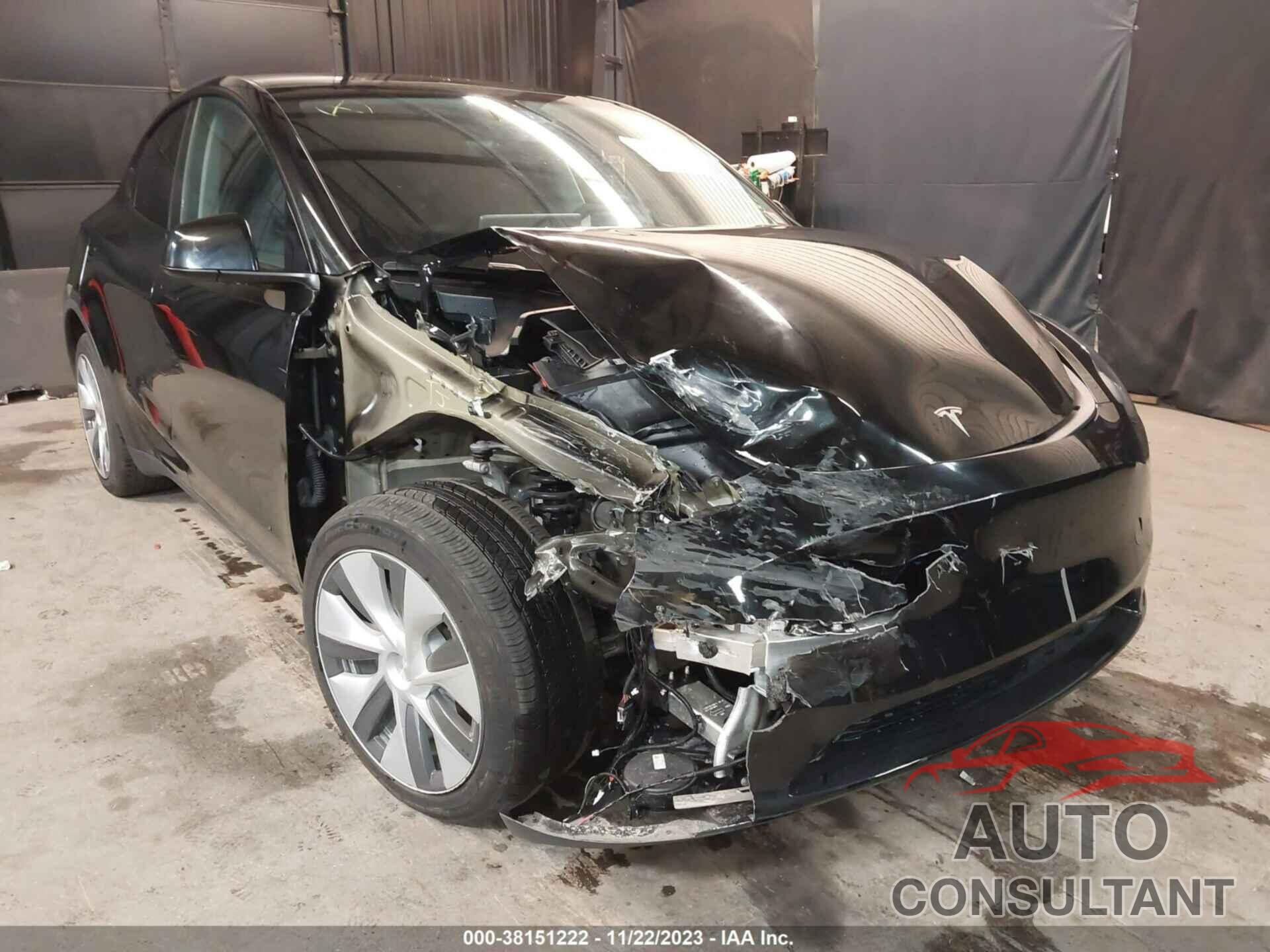 TESLA MODEL Y 2023 - 7SAYGDEE4PA114864