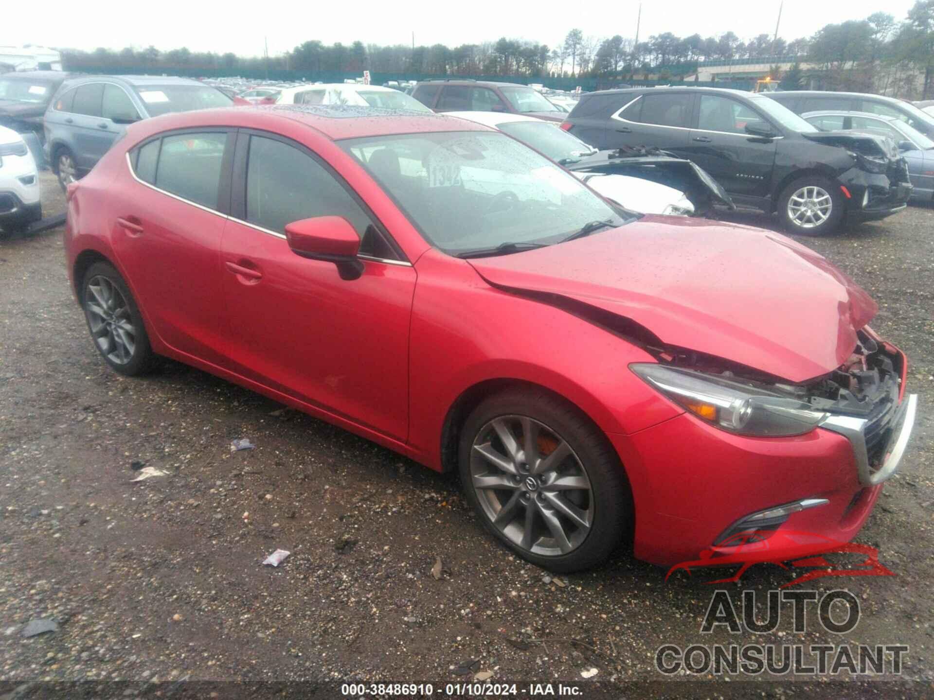 MAZDA MAZDA3 2018 - 3MZBN1M30JM164154