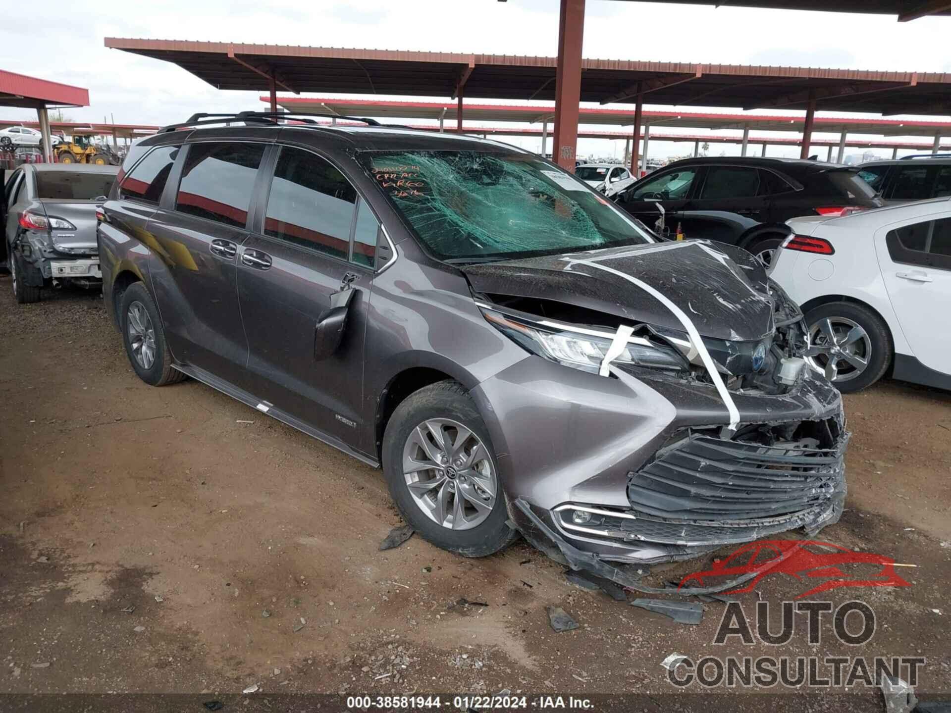 TOYOTA SIENNA 2021 - 5TDYRKEC9MS053676