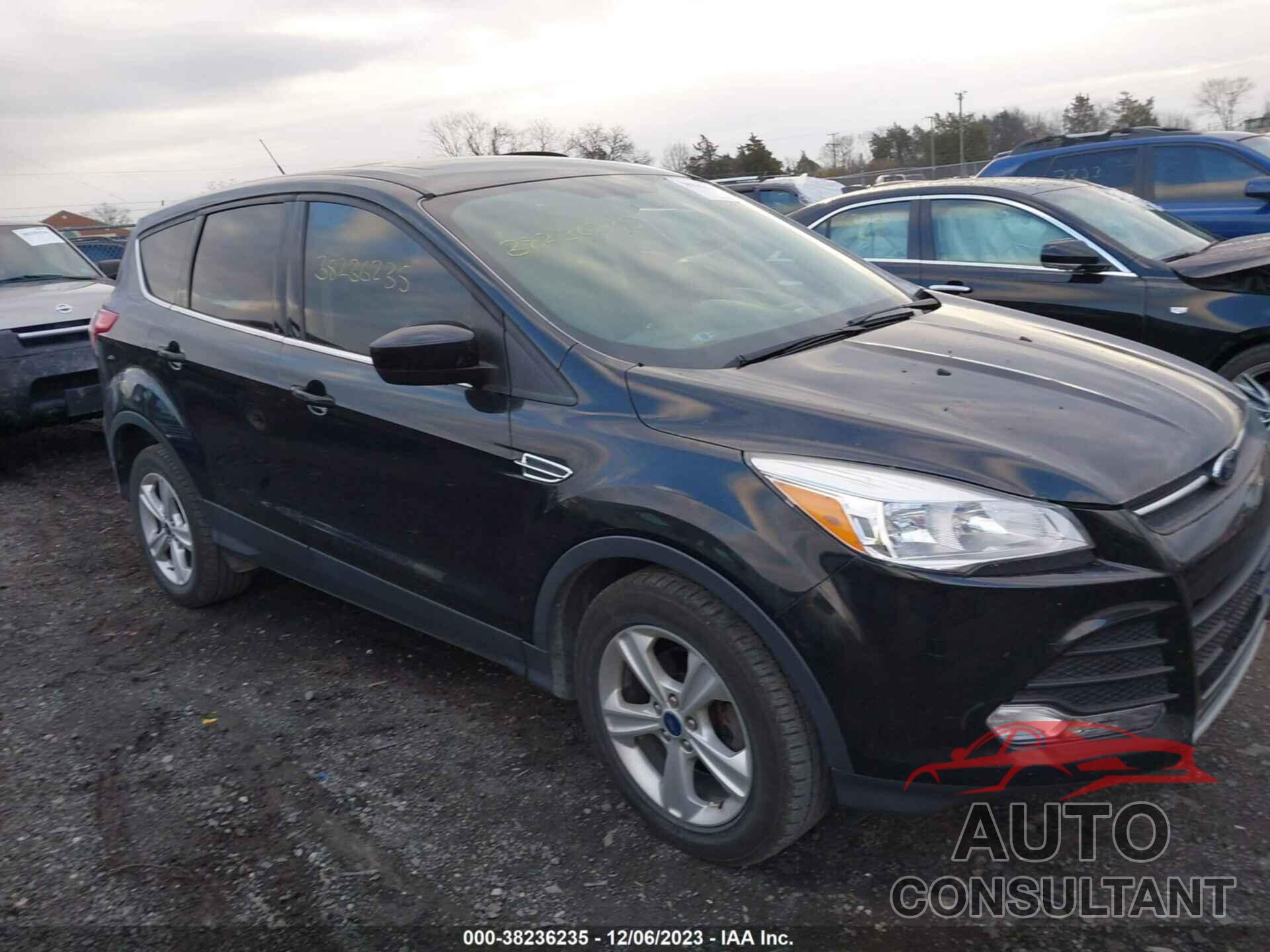FORD ESCAPE 2015 - 1FMCU0GX7FUB00226