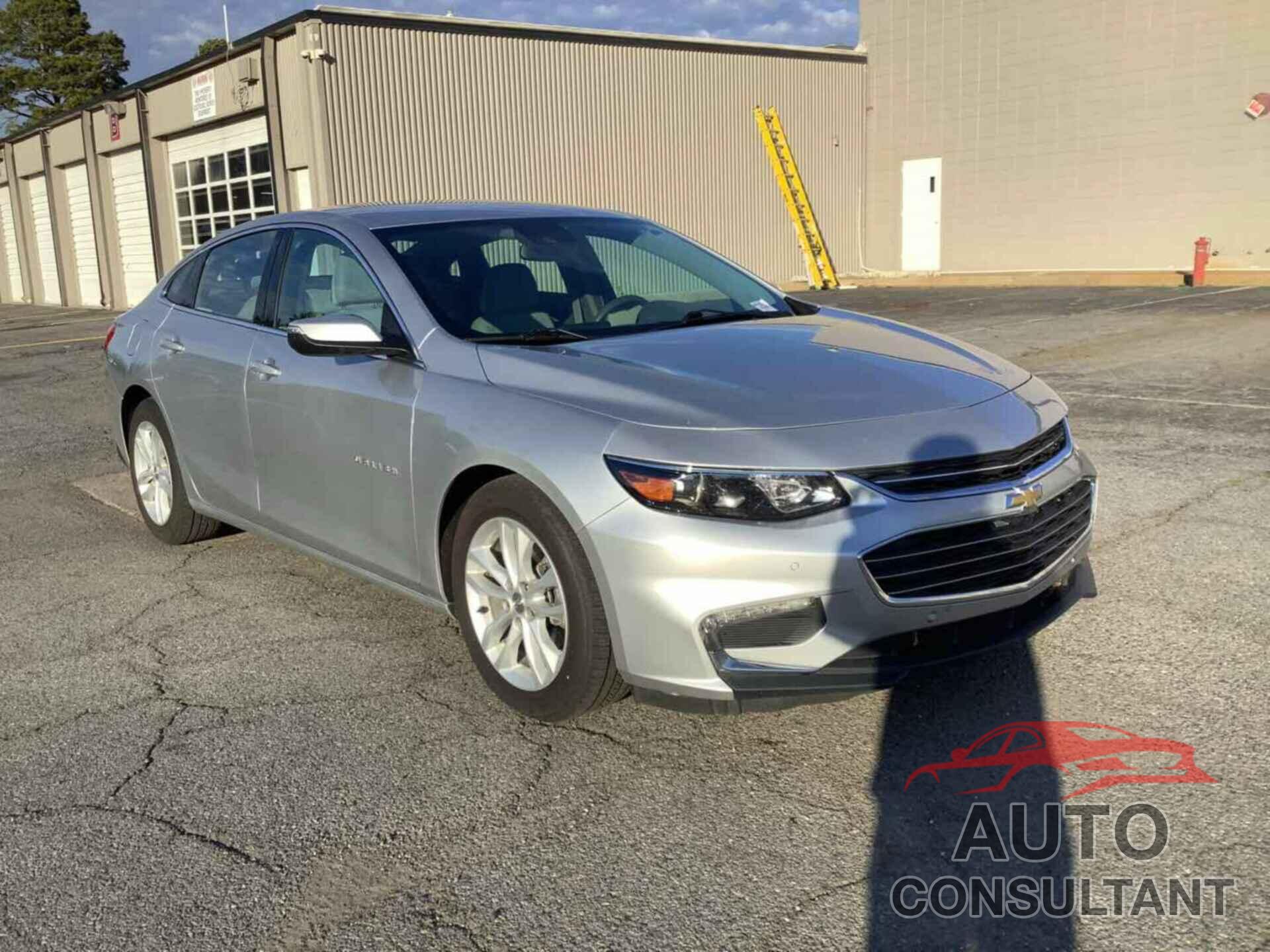 CHEVROLET MALIBU 2018 - 1G1ZF5SU2JF188109