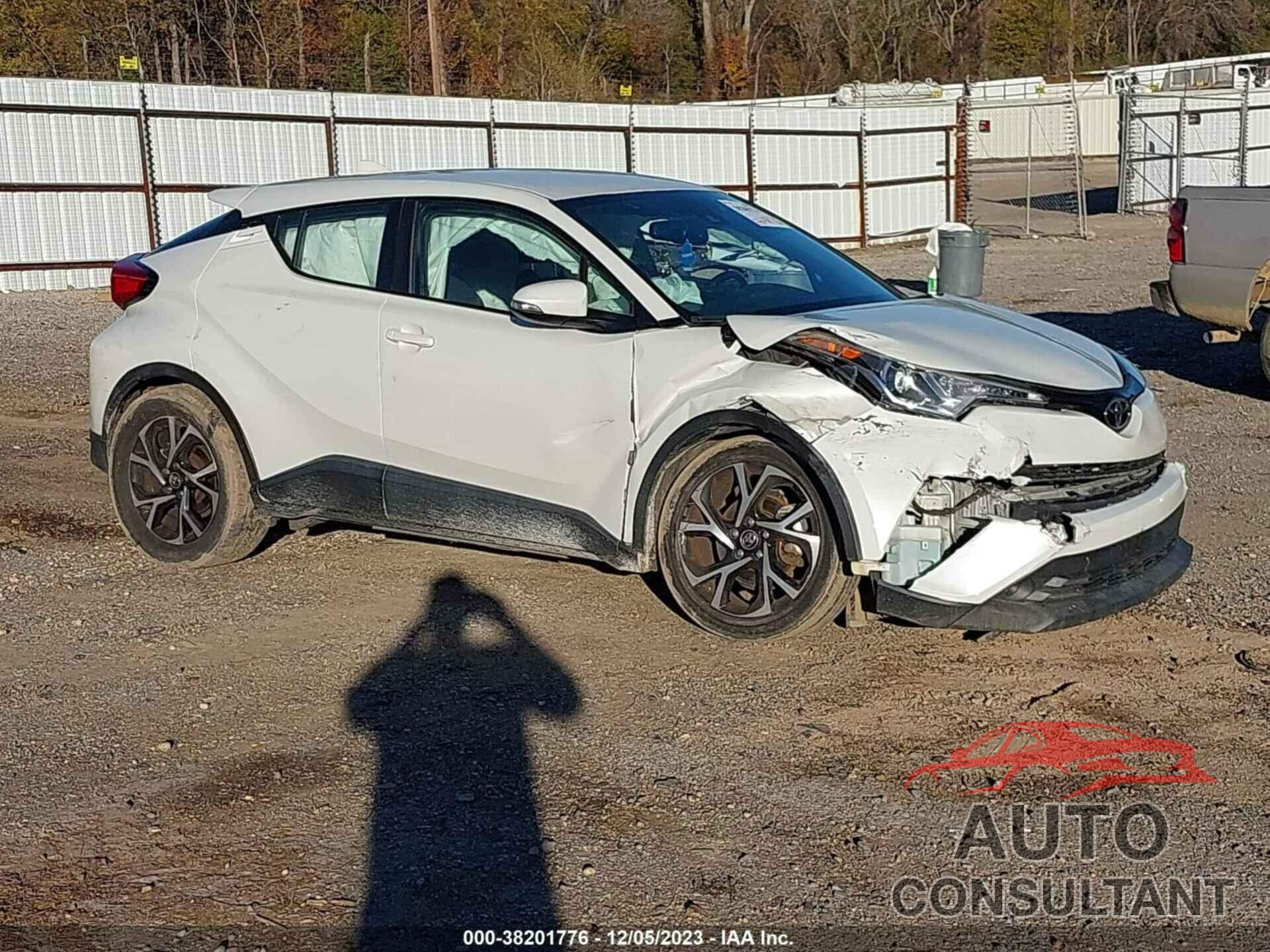 TOYOTA C-HR 2018 - NMTKHMBX3JR015947