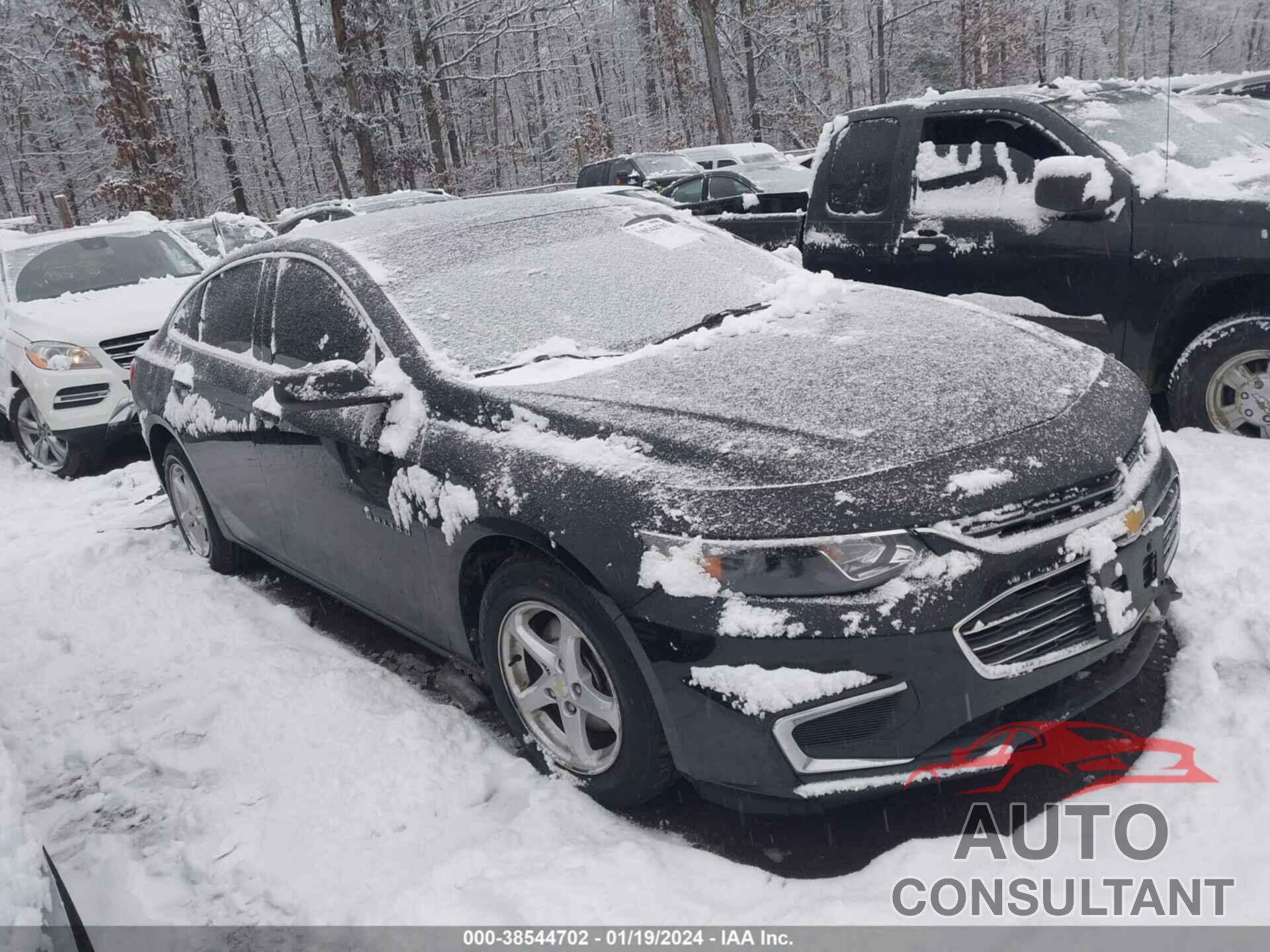 CHEVROLET MALIBU 2018 - 1G1ZB5ST7JF249862