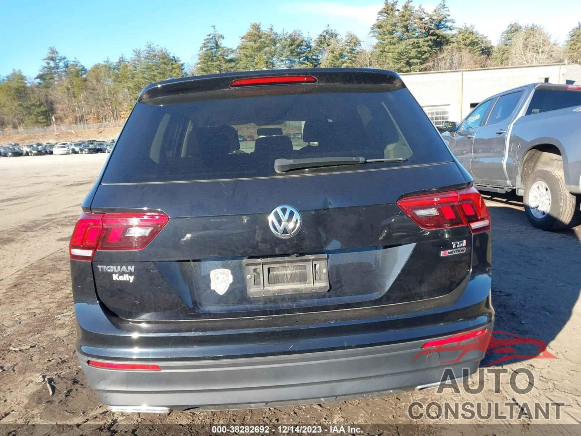 VOLKSWAGEN TIGUAN 2018 - 3VV0B7AX2JM120638