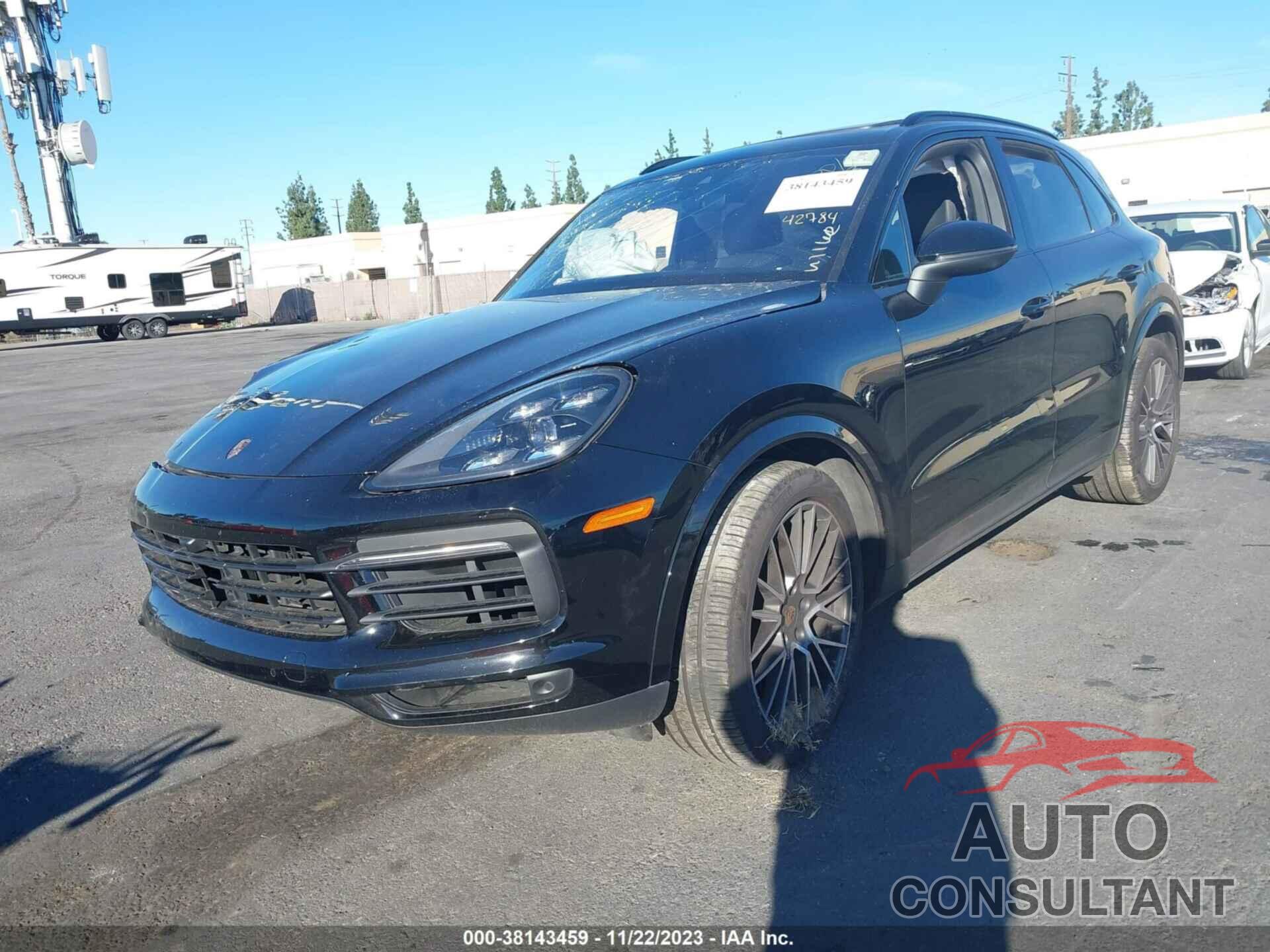 PORSCHE CAYENNE 2019 - WP1AA2AY3KDA18956