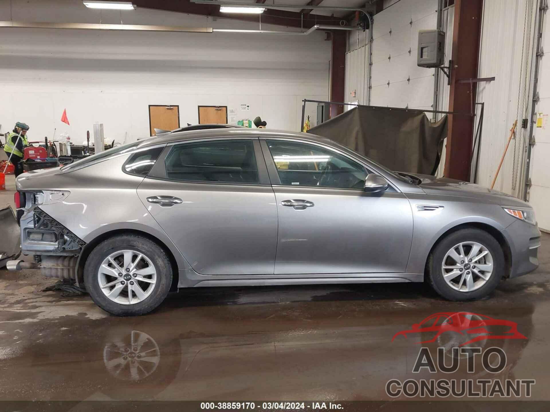 KIA OPTIMA 2018 - 5XXGT4L34JG220387