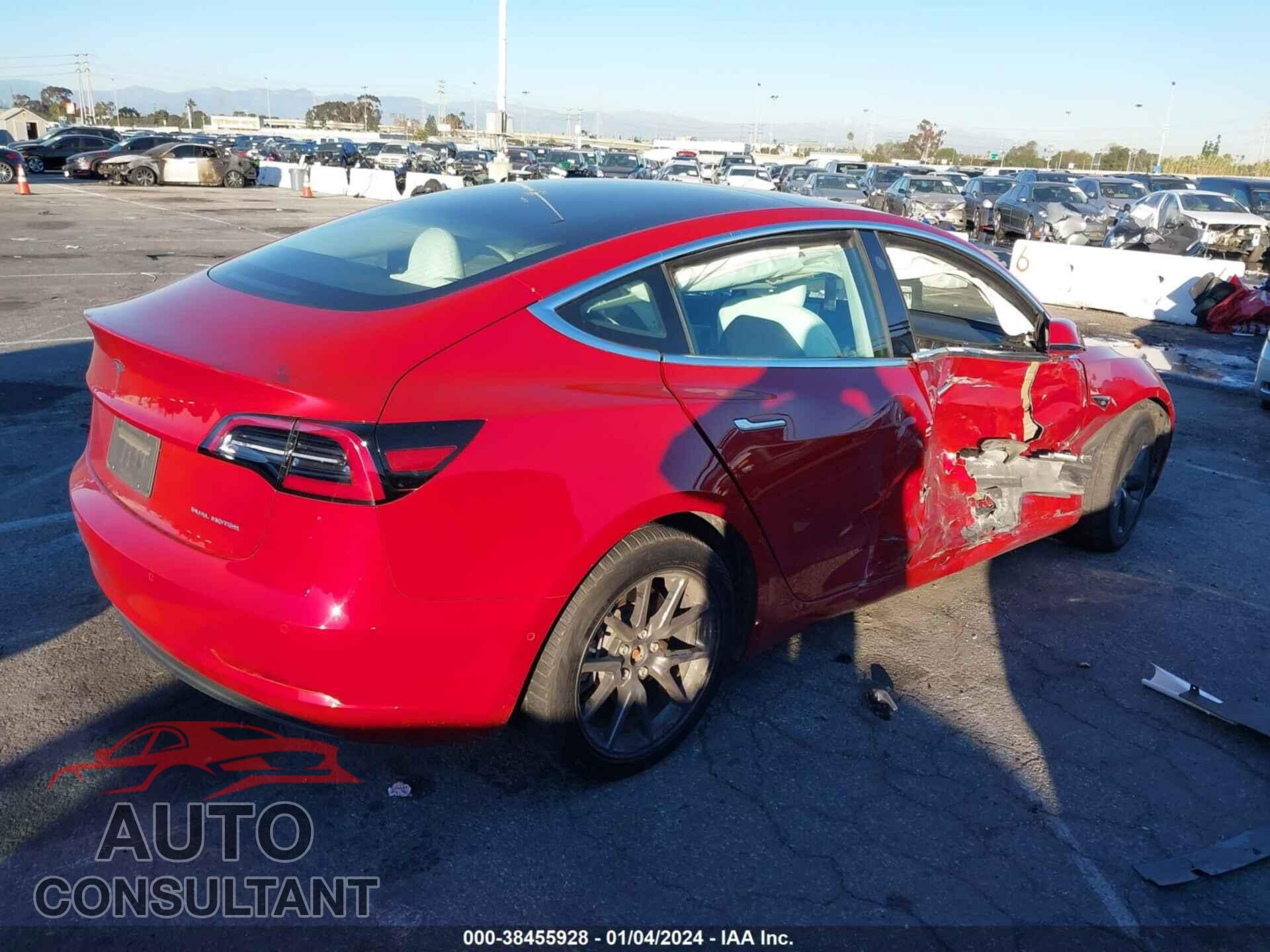 TESLA MODEL 3 2019 - 5YJ3E1EB2KF450476
