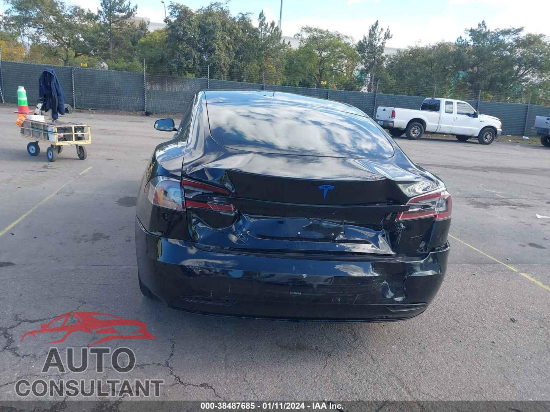 TESLA MODEL S 2017 - 5YJSA1E23HF185860