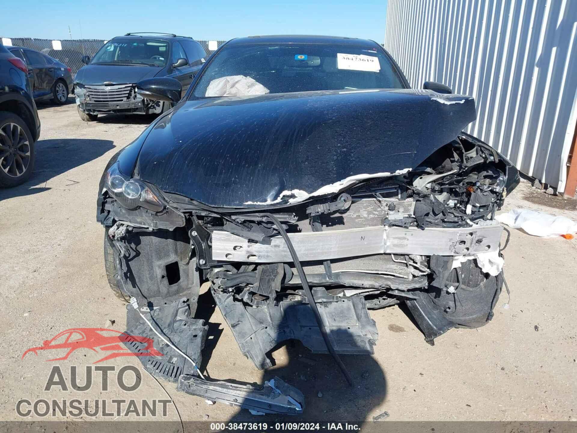 LEXUS IS 2016 - JTHBA1D22G5013237