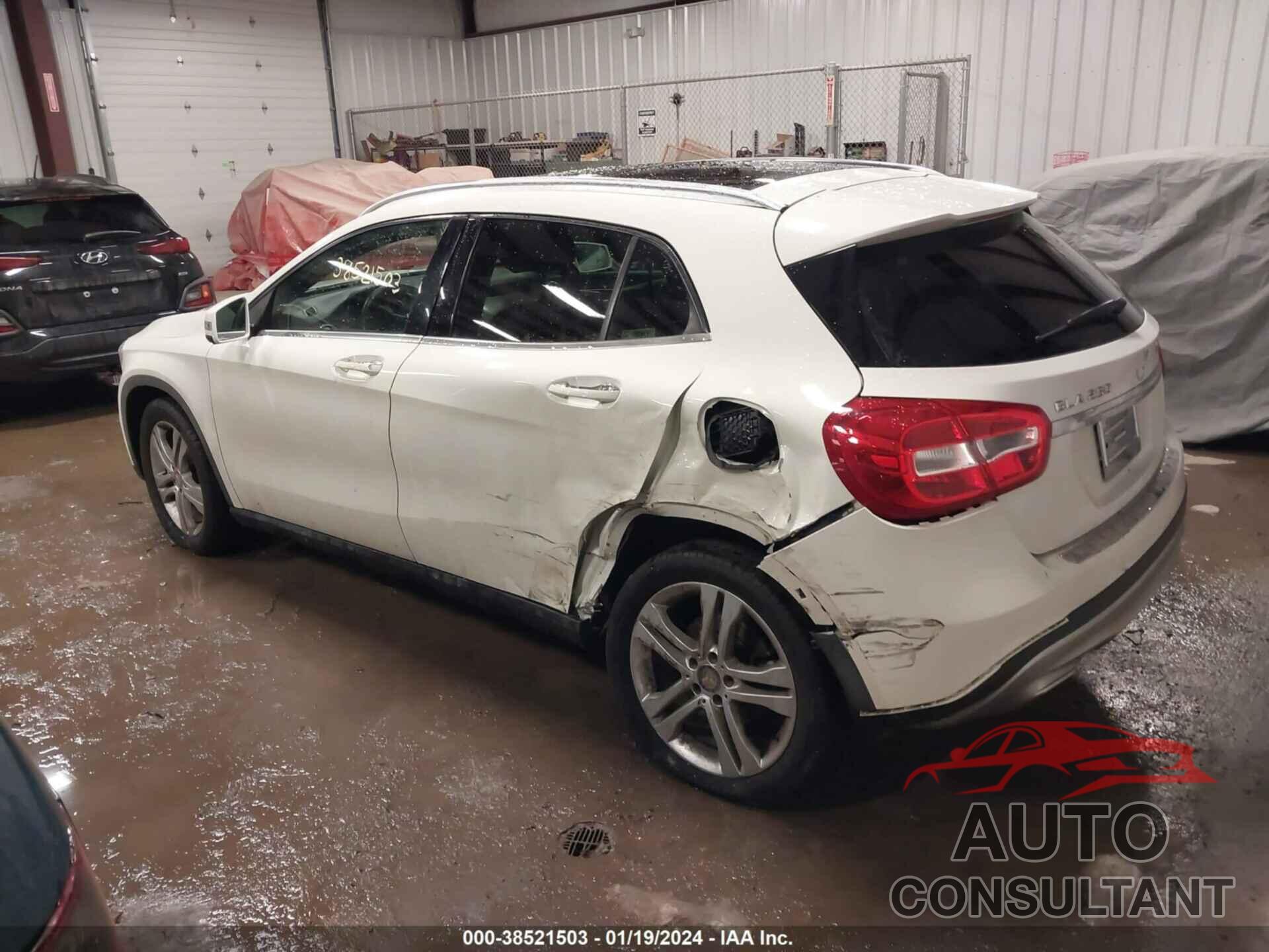 MERCEDES-BENZ GLA 250 2016 - WDCTG4GBXGJ253297