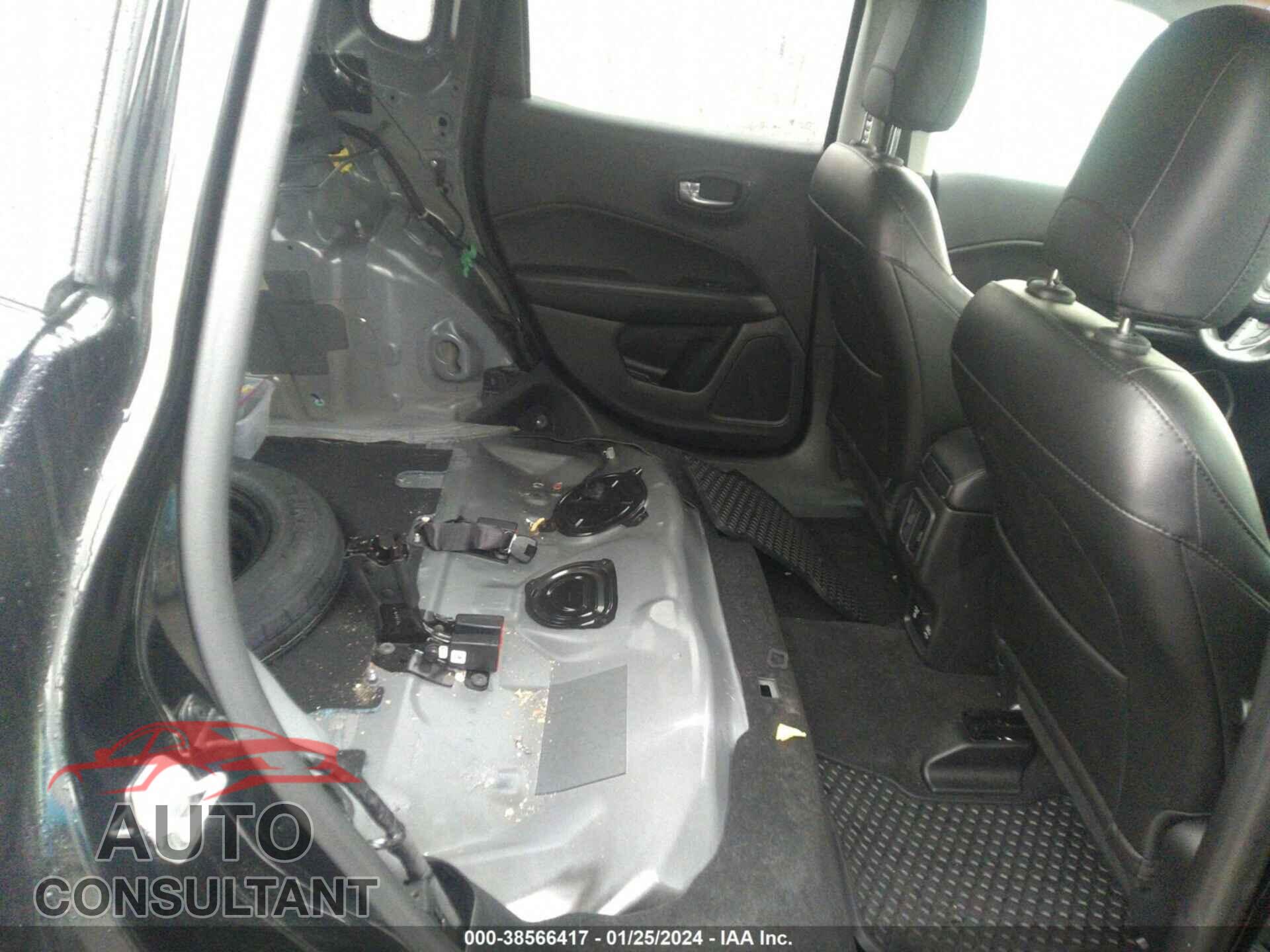 JEEP COMPASS 2020 - 3C4NJDBB6LT115296