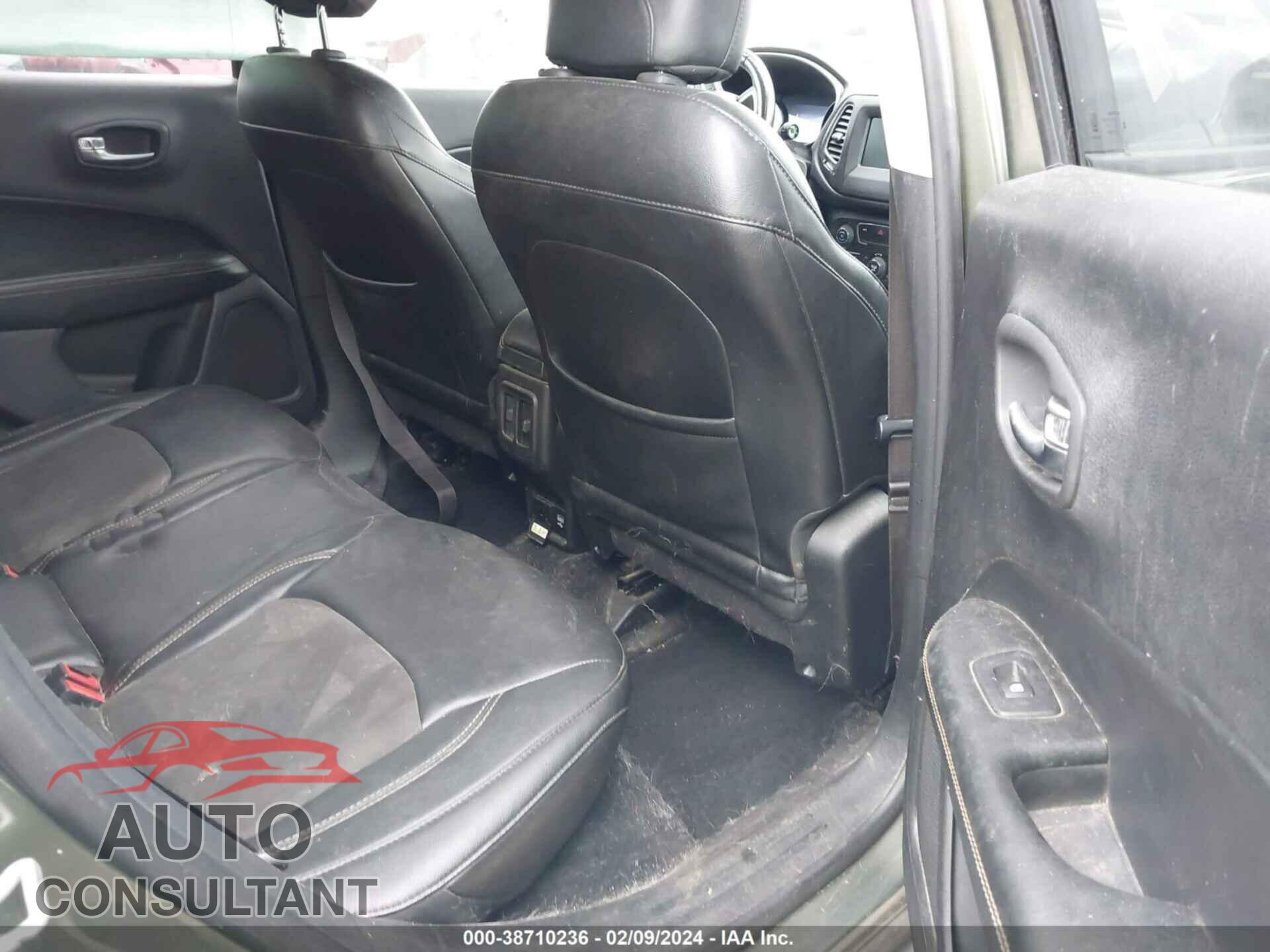 JEEP COMPASS 2018 - 3C4NJDBB7JT361710
