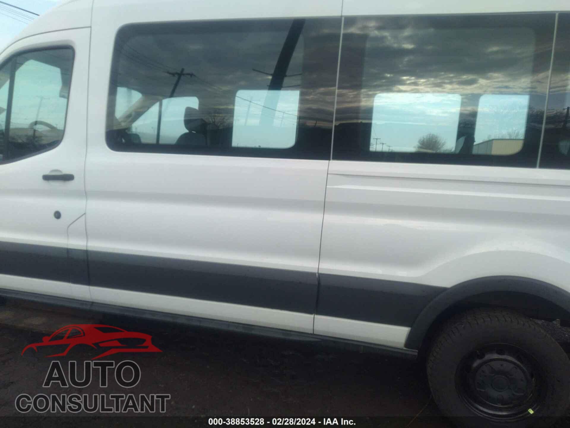 FORD TRANSIT 2016 - 1FTYR2CMXGKA09208