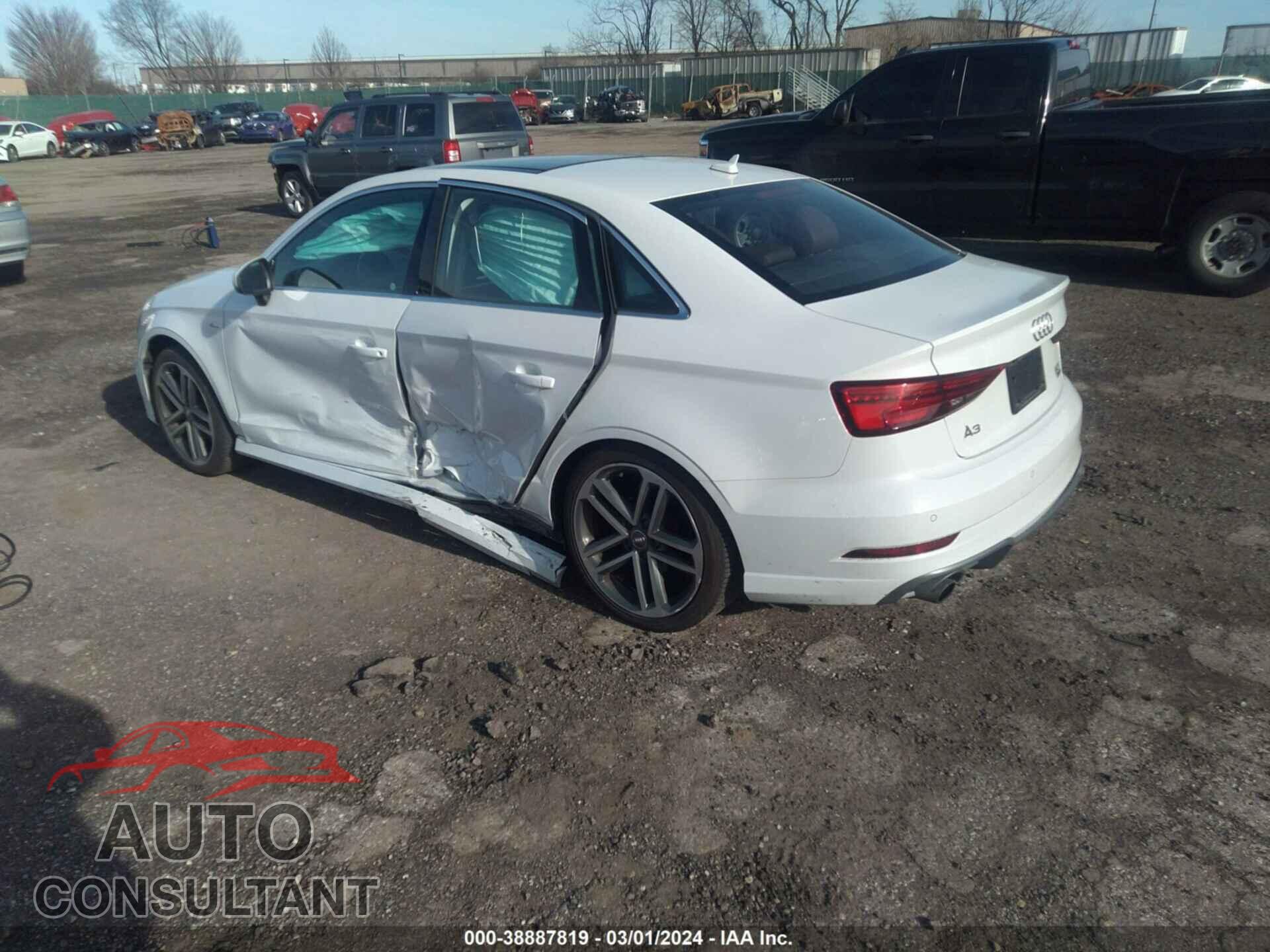 AUDI A3 2017 - WAUJ8GFF1H1055061