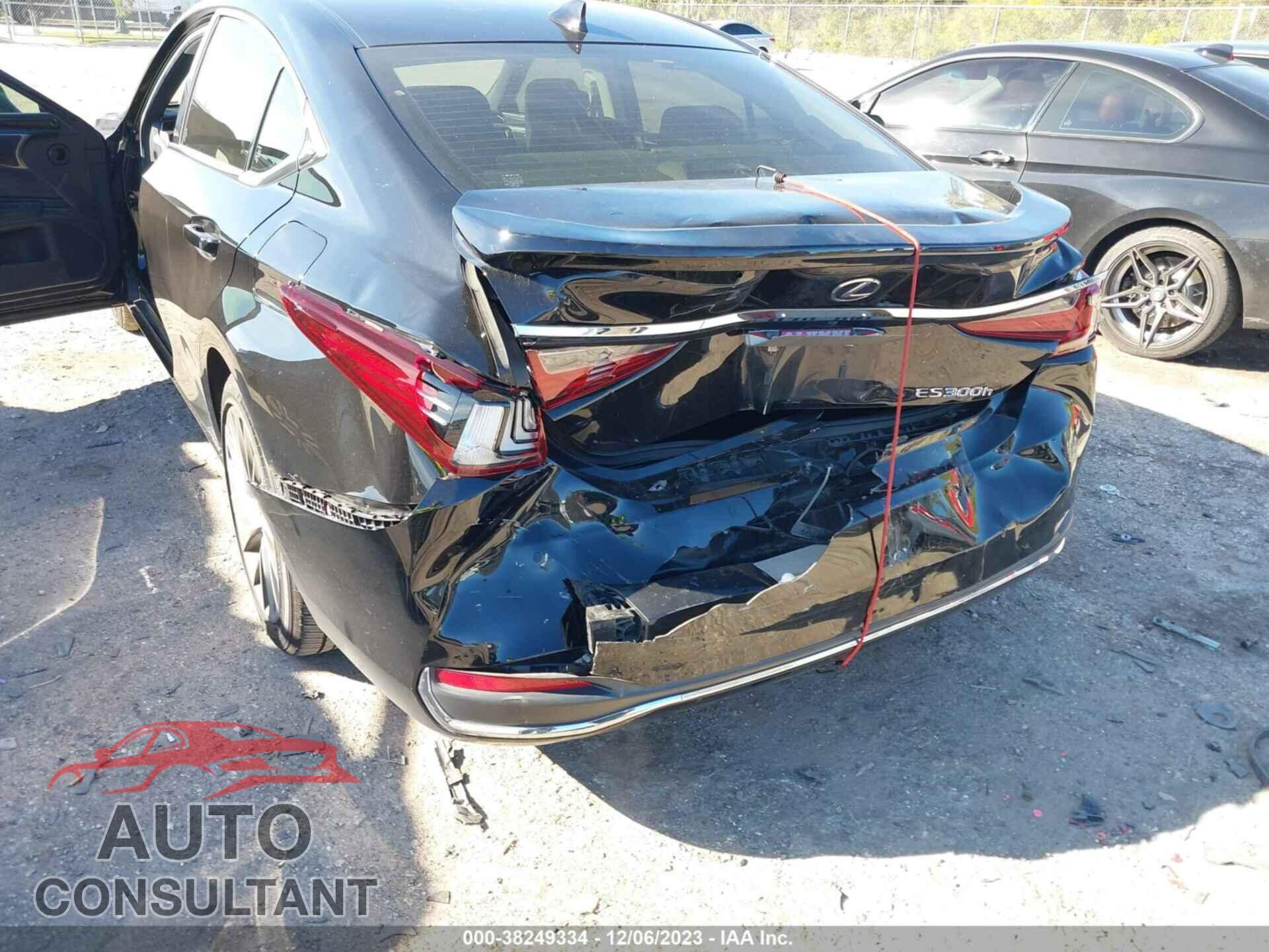LEXUS ES 2019 - JTHB21B17K2002204