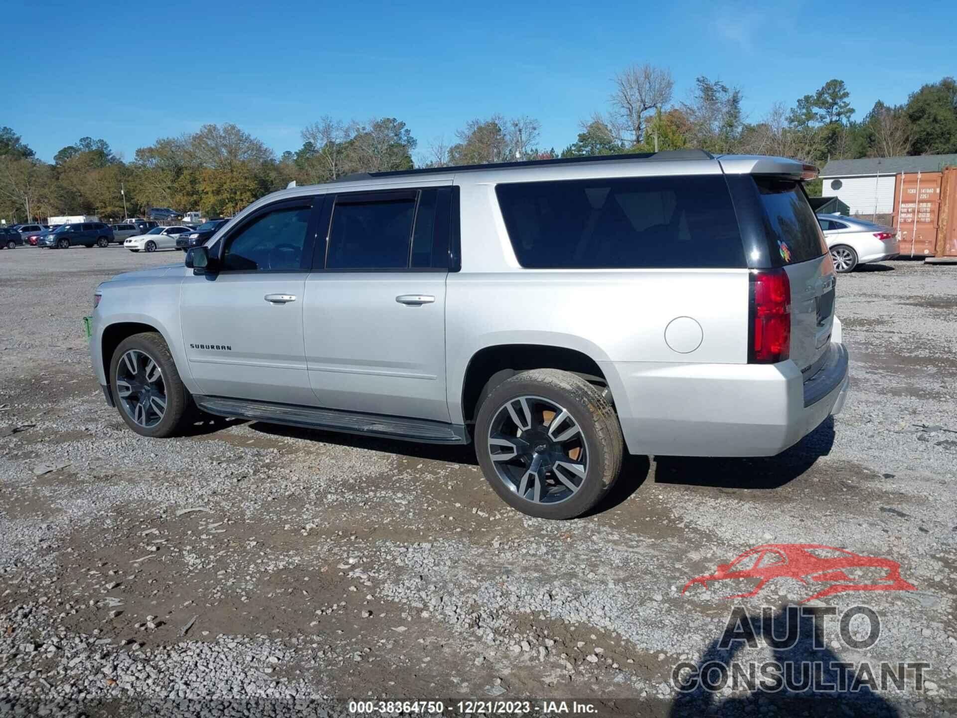 CHEVROLET SUBURBAN 2019 - 1GNSKJKJ3KR217546