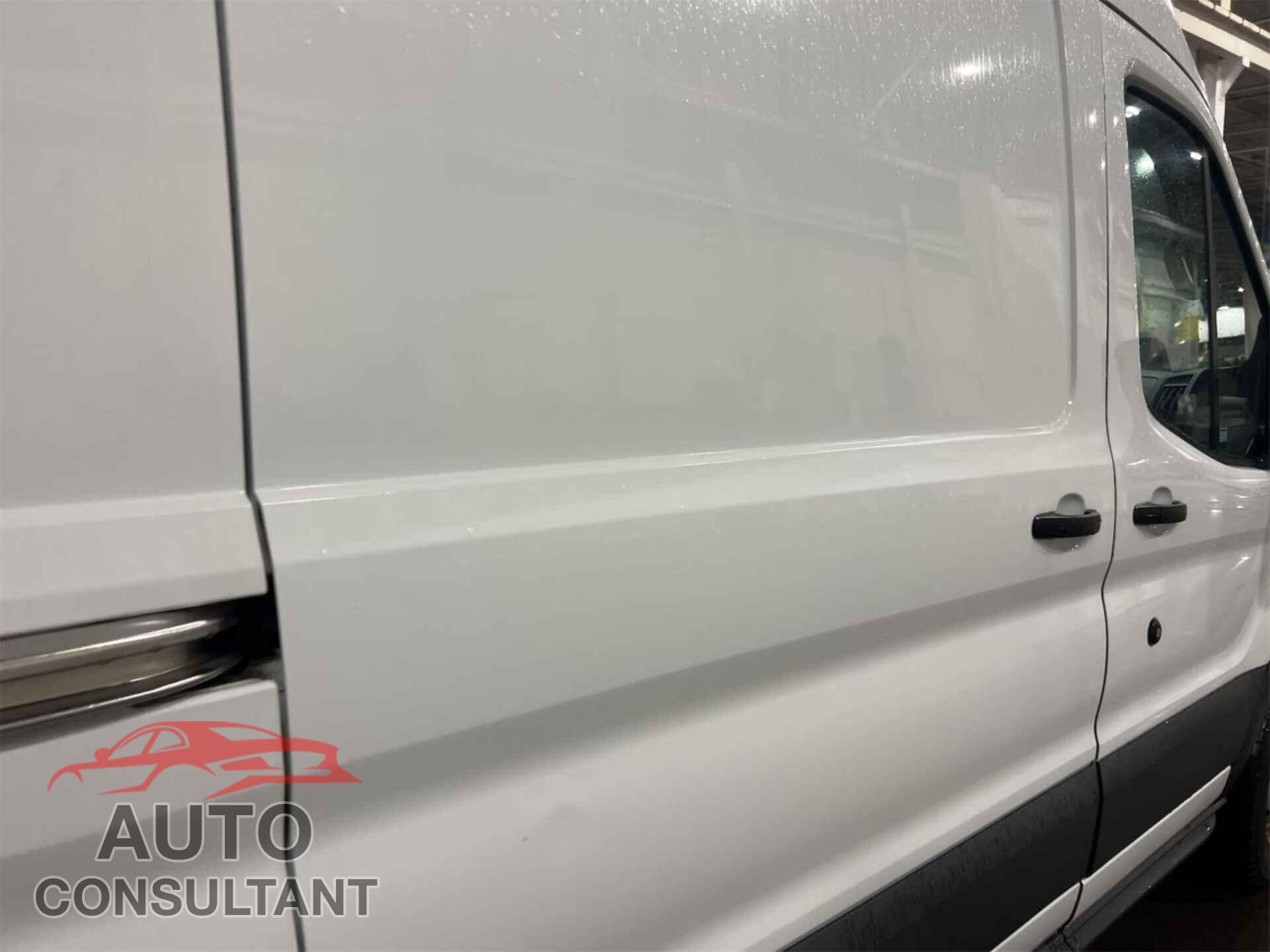 FORD TRANSIT 2017 - 1FTBW3XG9HKA01501