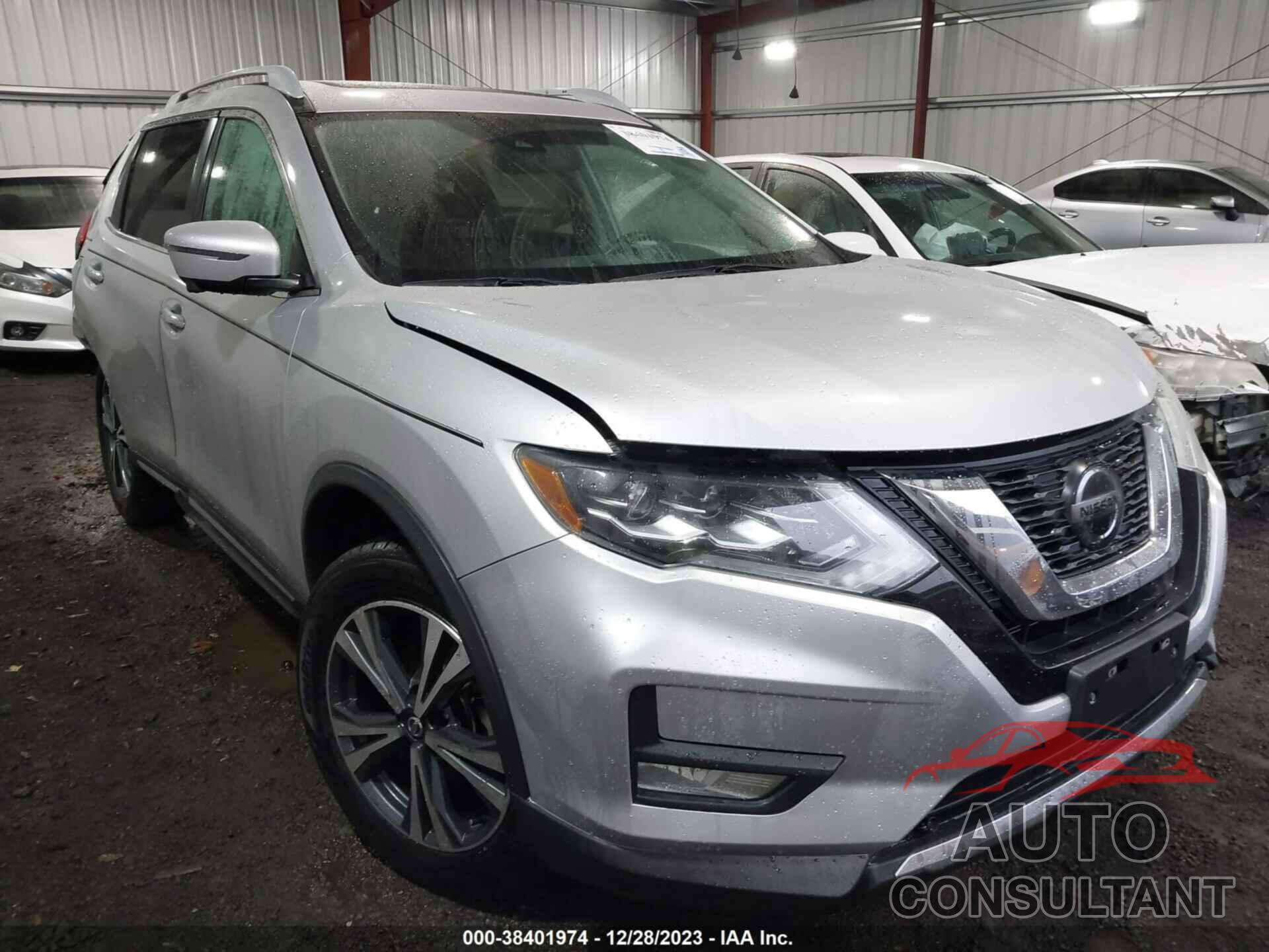 NISSAN ROGUE 2018 - 5N1AT2MV8JC754496