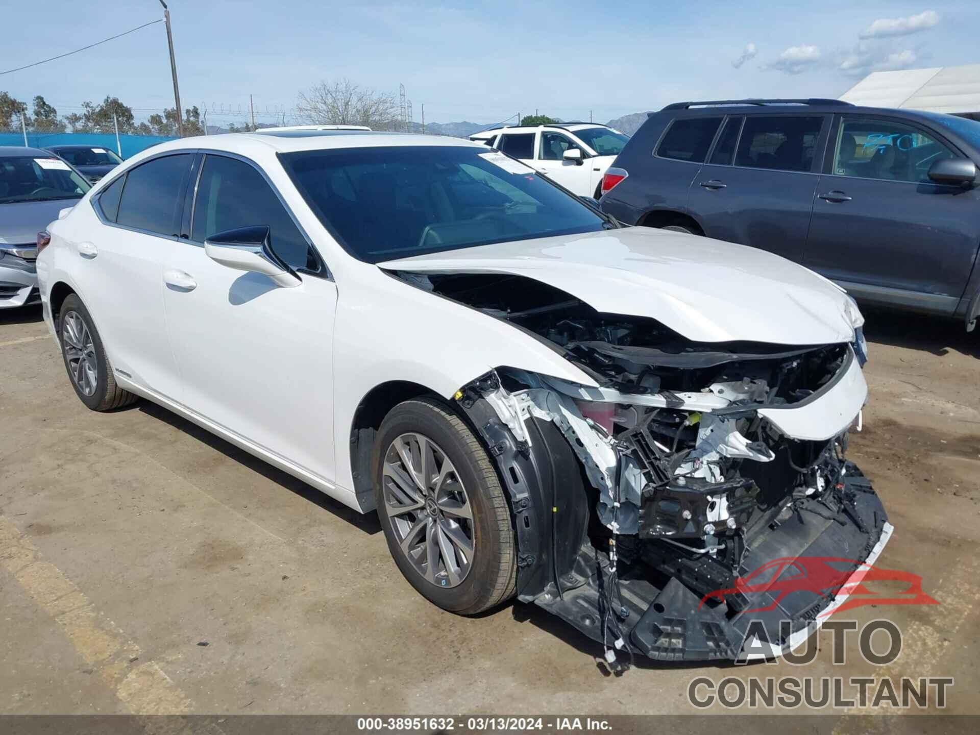 LEXUS ES 300H 2022 - 58ACA1C17NU025440