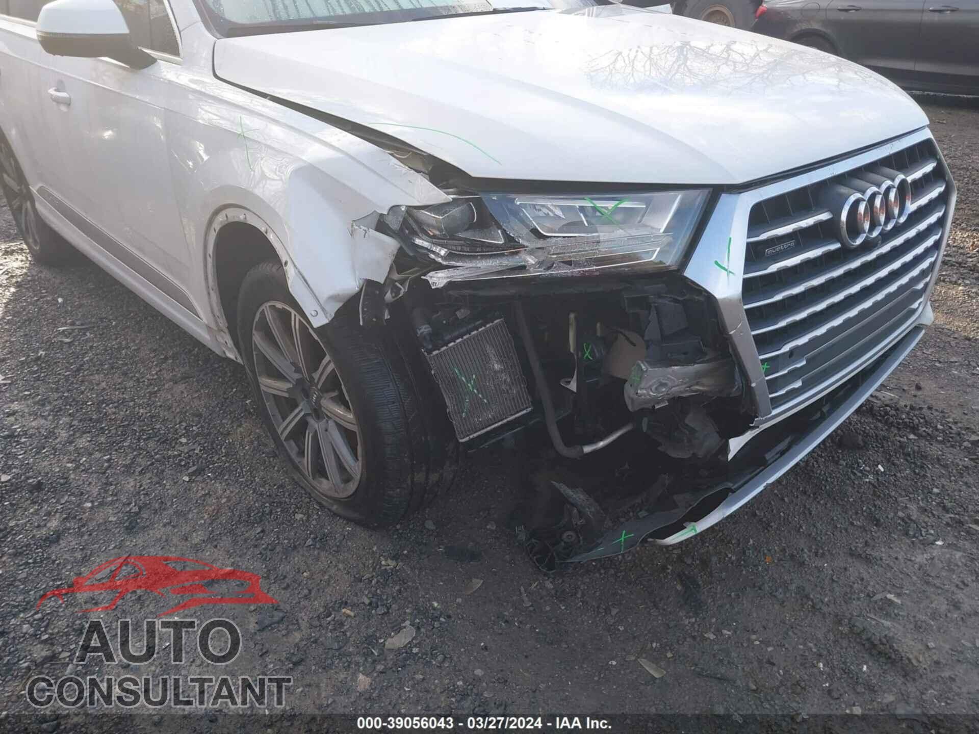 AUDI Q7 2018 - WA1LAAF77JD008847
