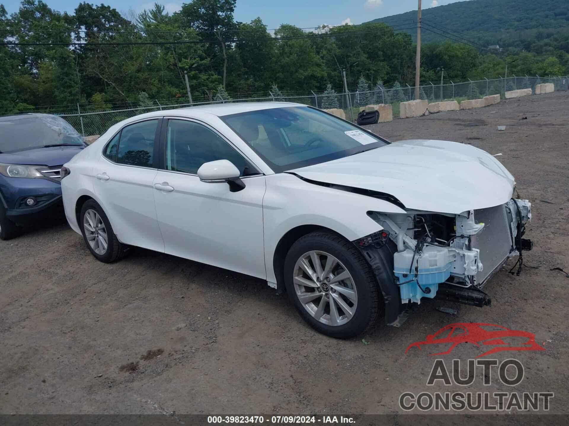 TOYOTA CAMRY 2021 - 4T1R11AK8MU452041