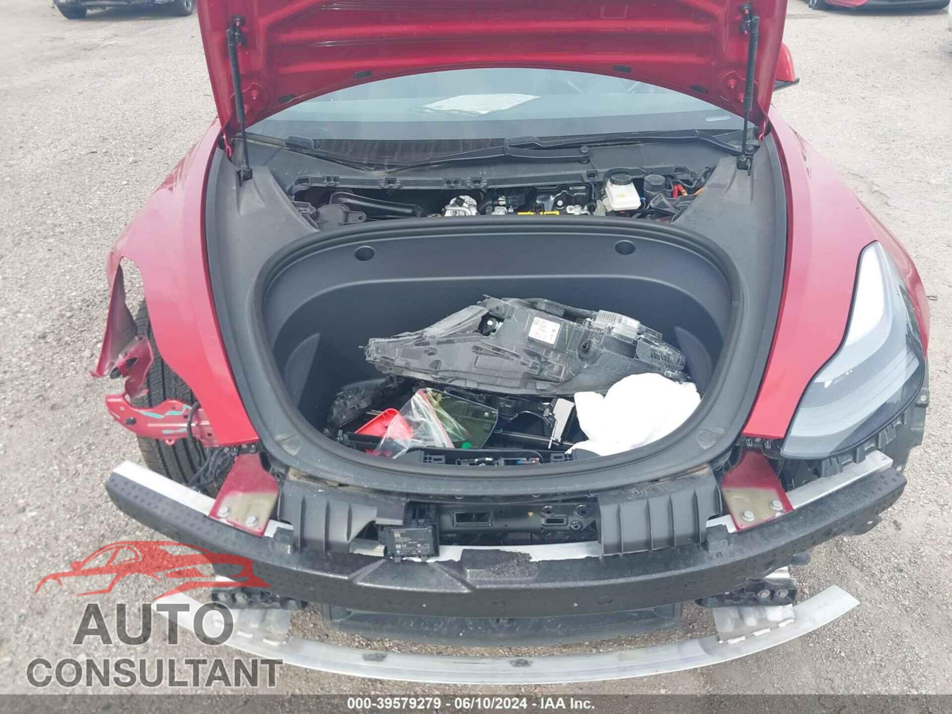TESLA MODEL 3 2021 - 5YJ3E1EB3MF869021