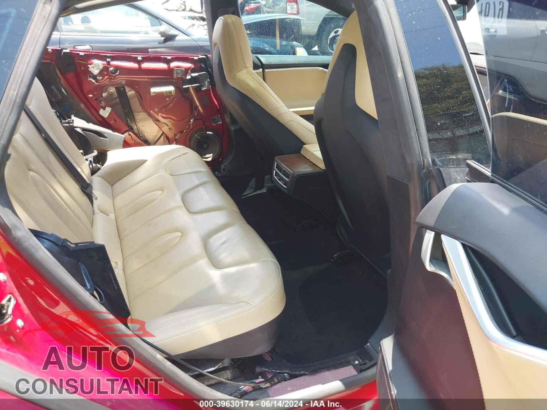 TESLA MODEL S 2016 - 5YJSA1E26GF155332