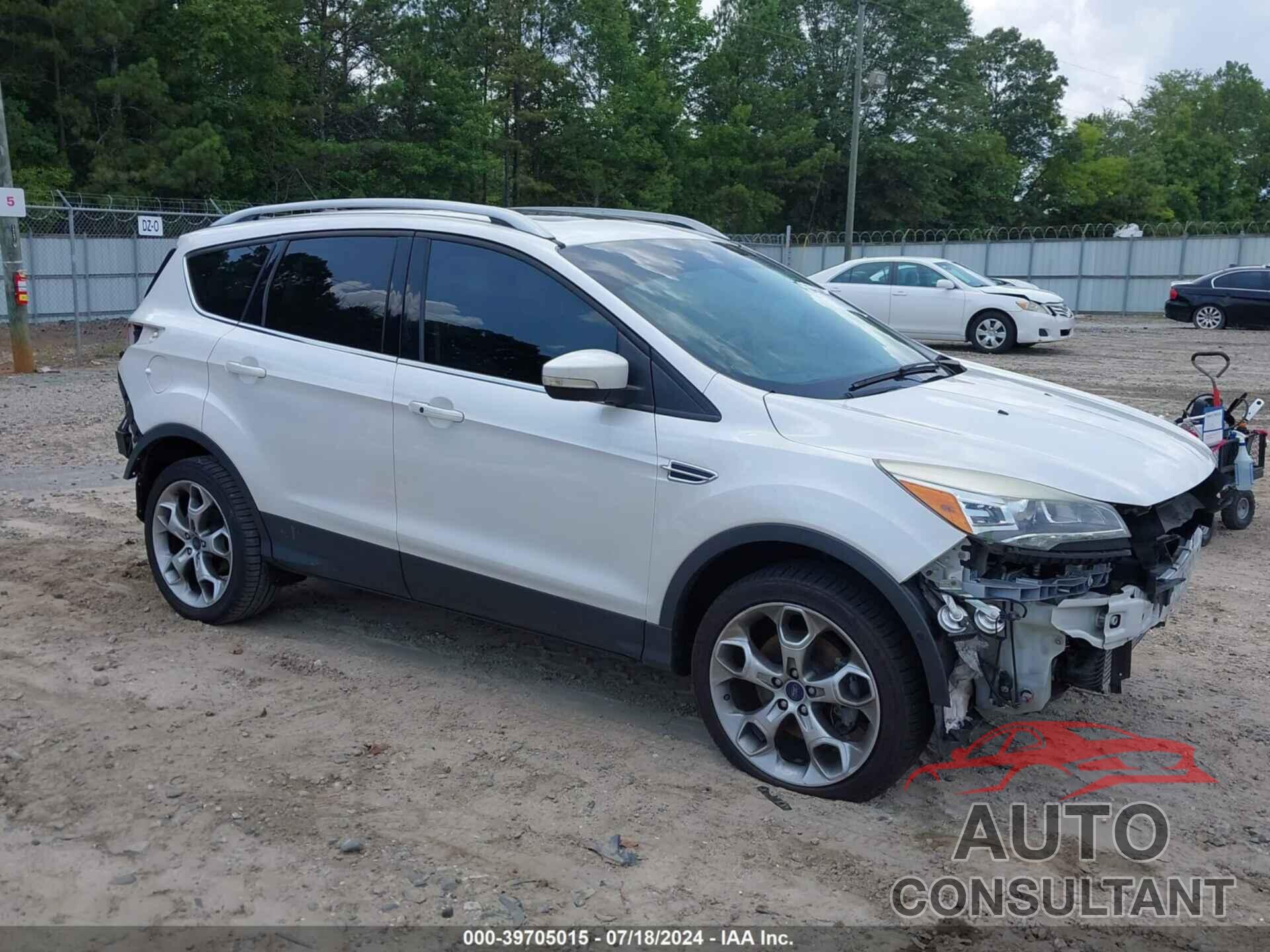 FORD ESCAPE 2016 - 1FMCU9J92GUC73135