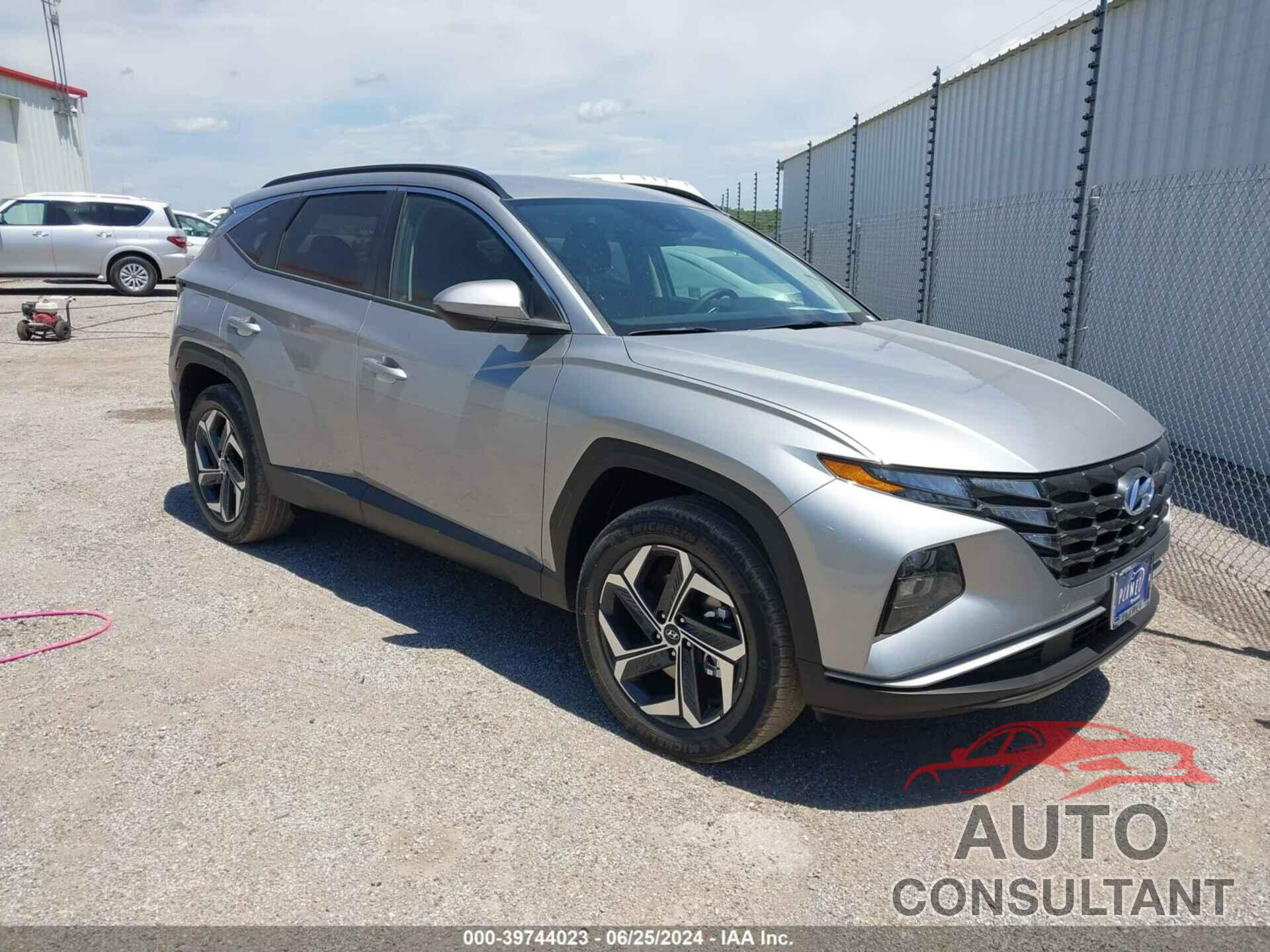 HYUNDAI TUCSON 2024 - KM8JBDD24RU211639