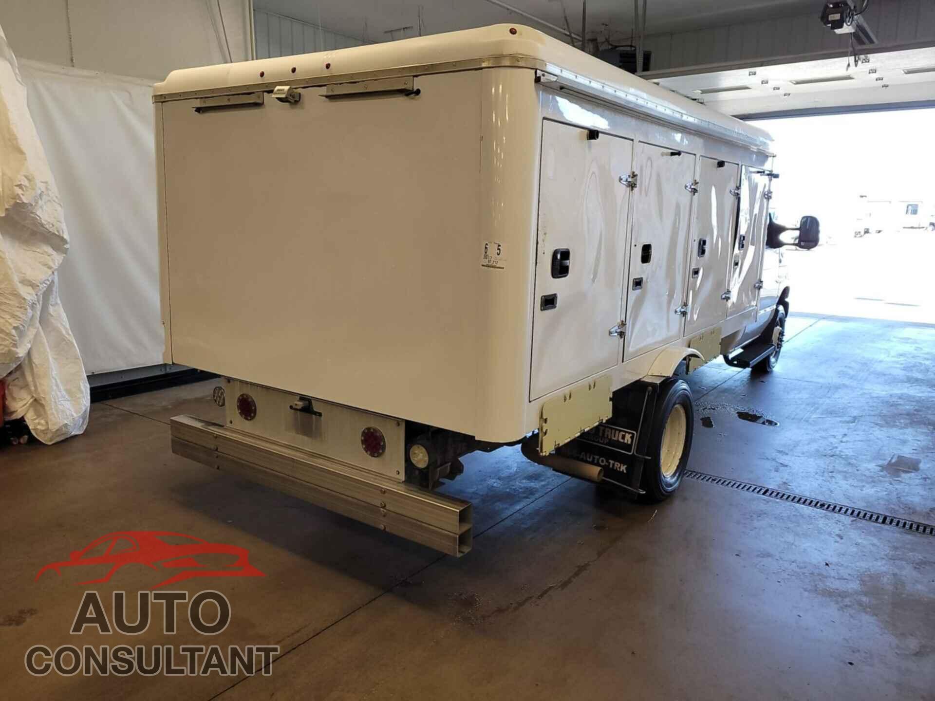 FORD ECONOLINE 2017 - 1FDXE4FS0HDC68630
