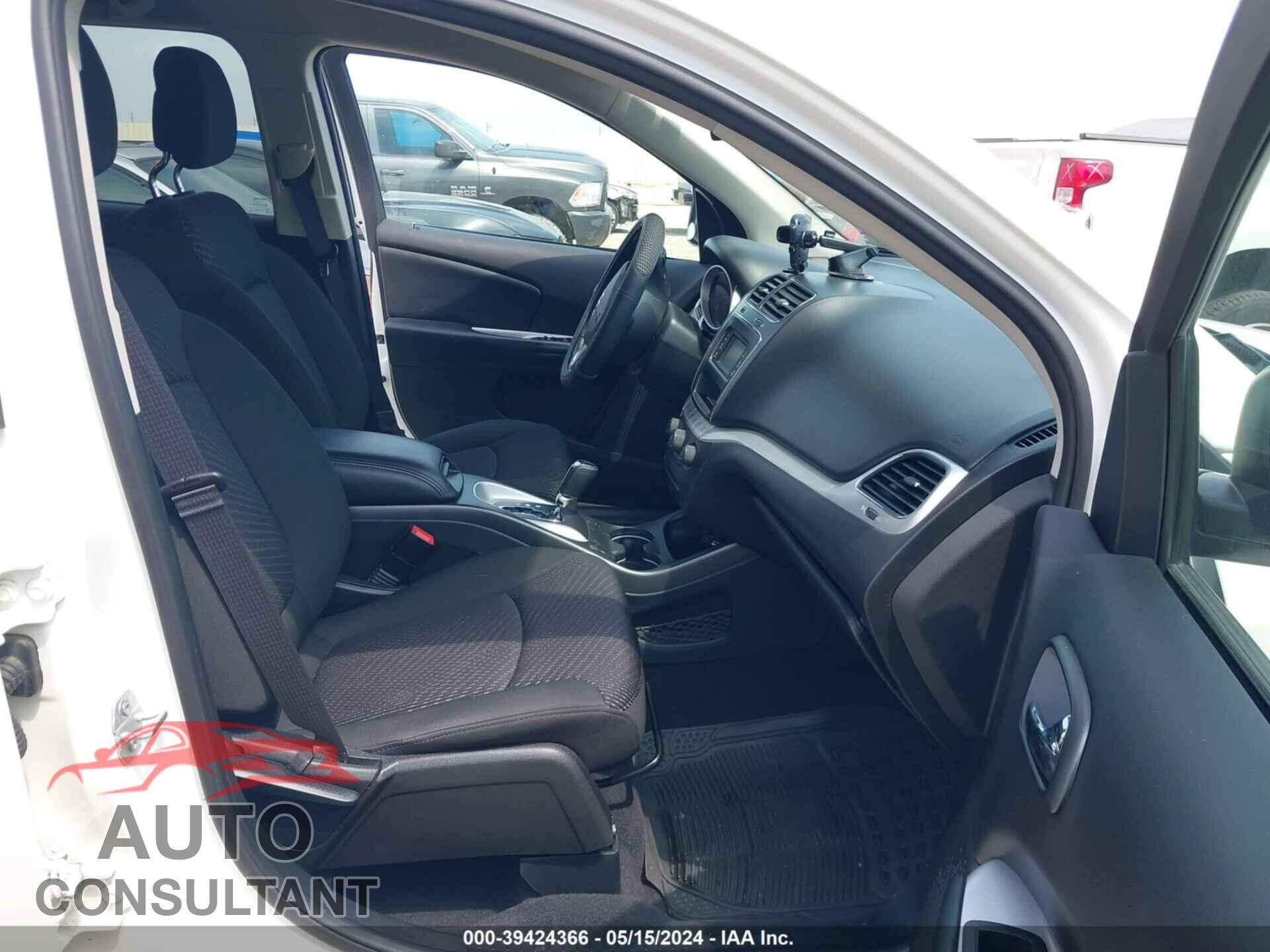 DODGE JOURNEY 2019 - 3C4PDCBB4KT833812
