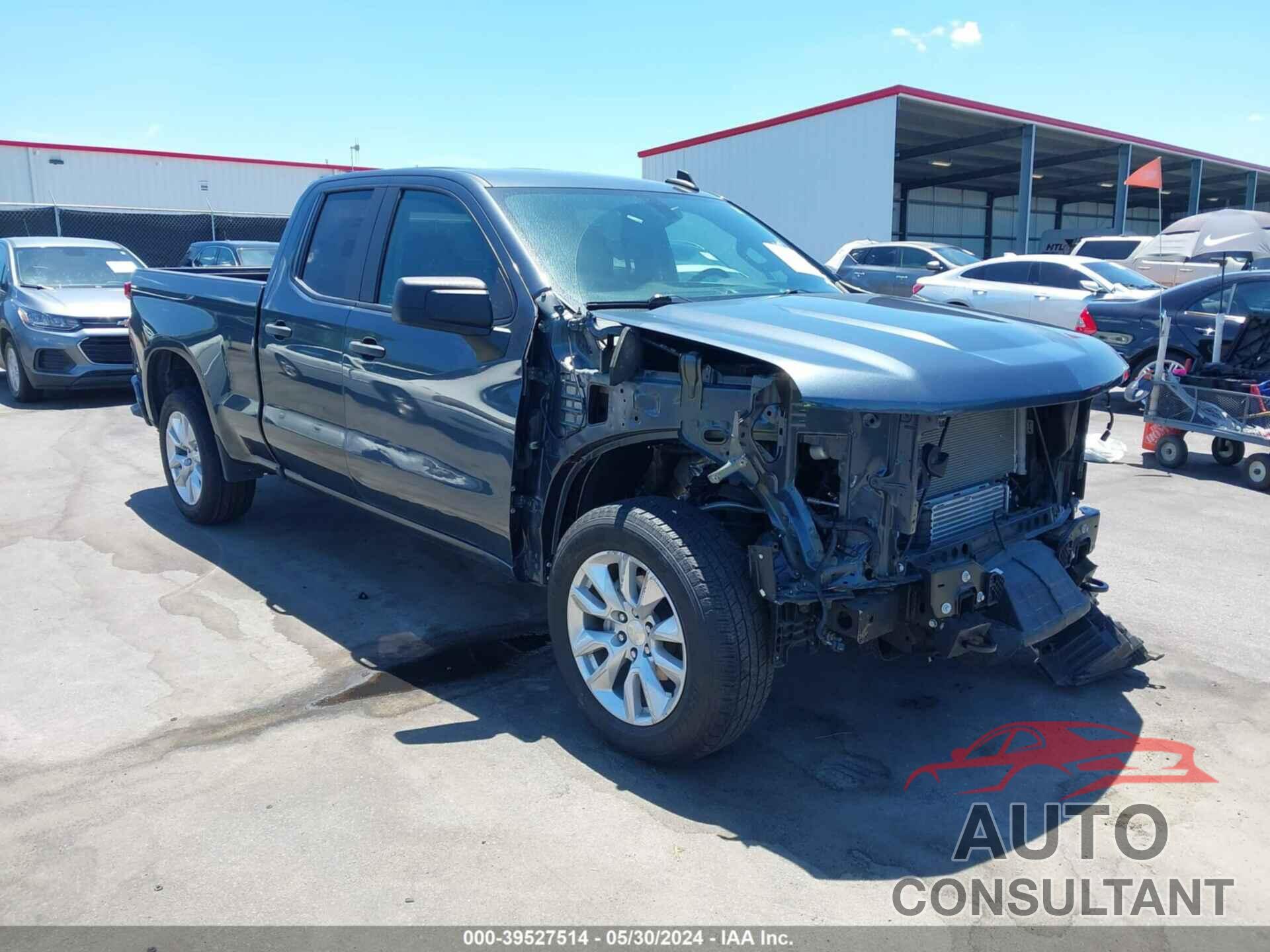 CHEVROLET SILVERADO 1500 2021 - 1GCRWBEK5MZ257605
