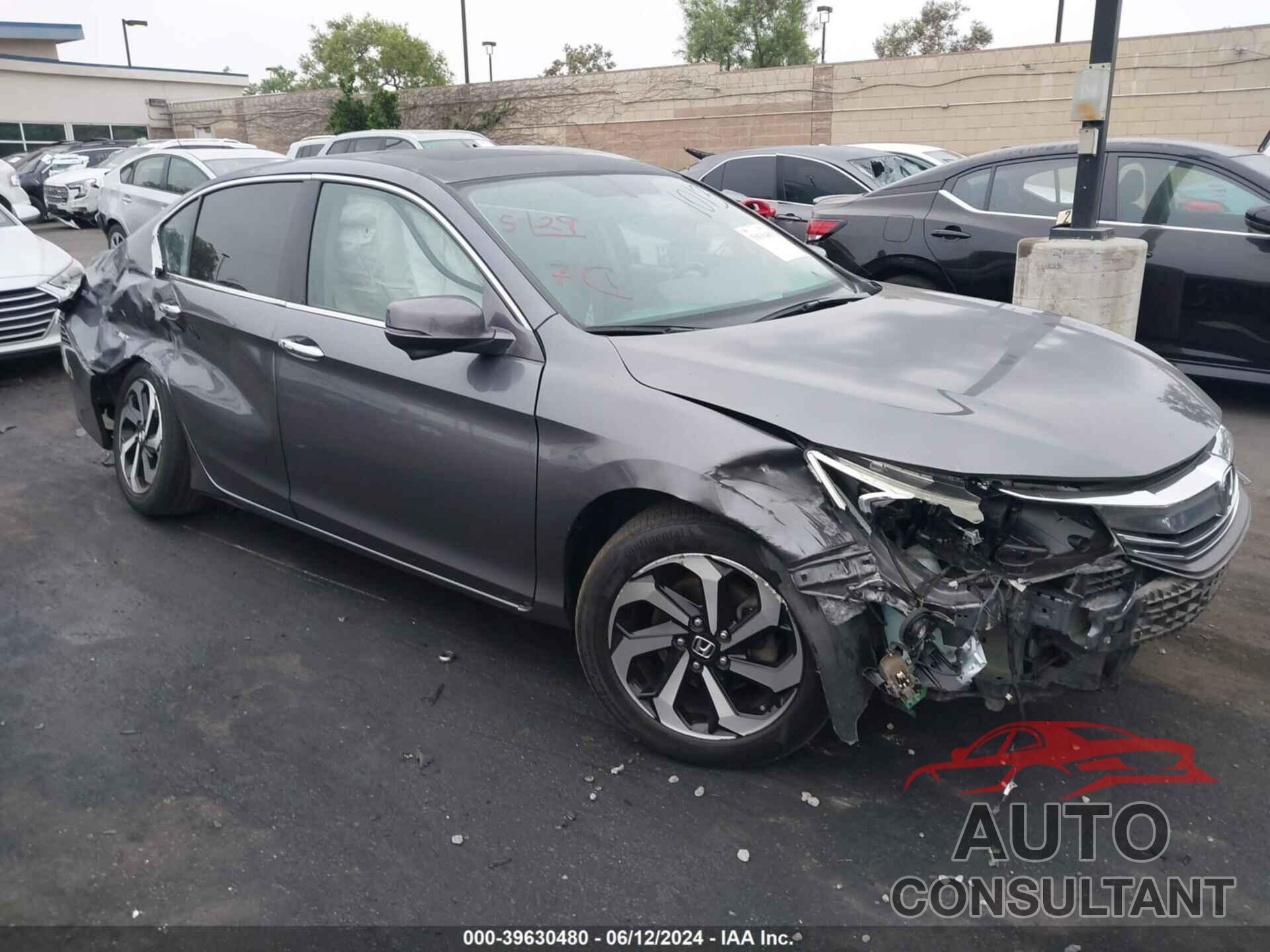 HONDA ACCORD 2016 - 1HGCR3F89GA031013