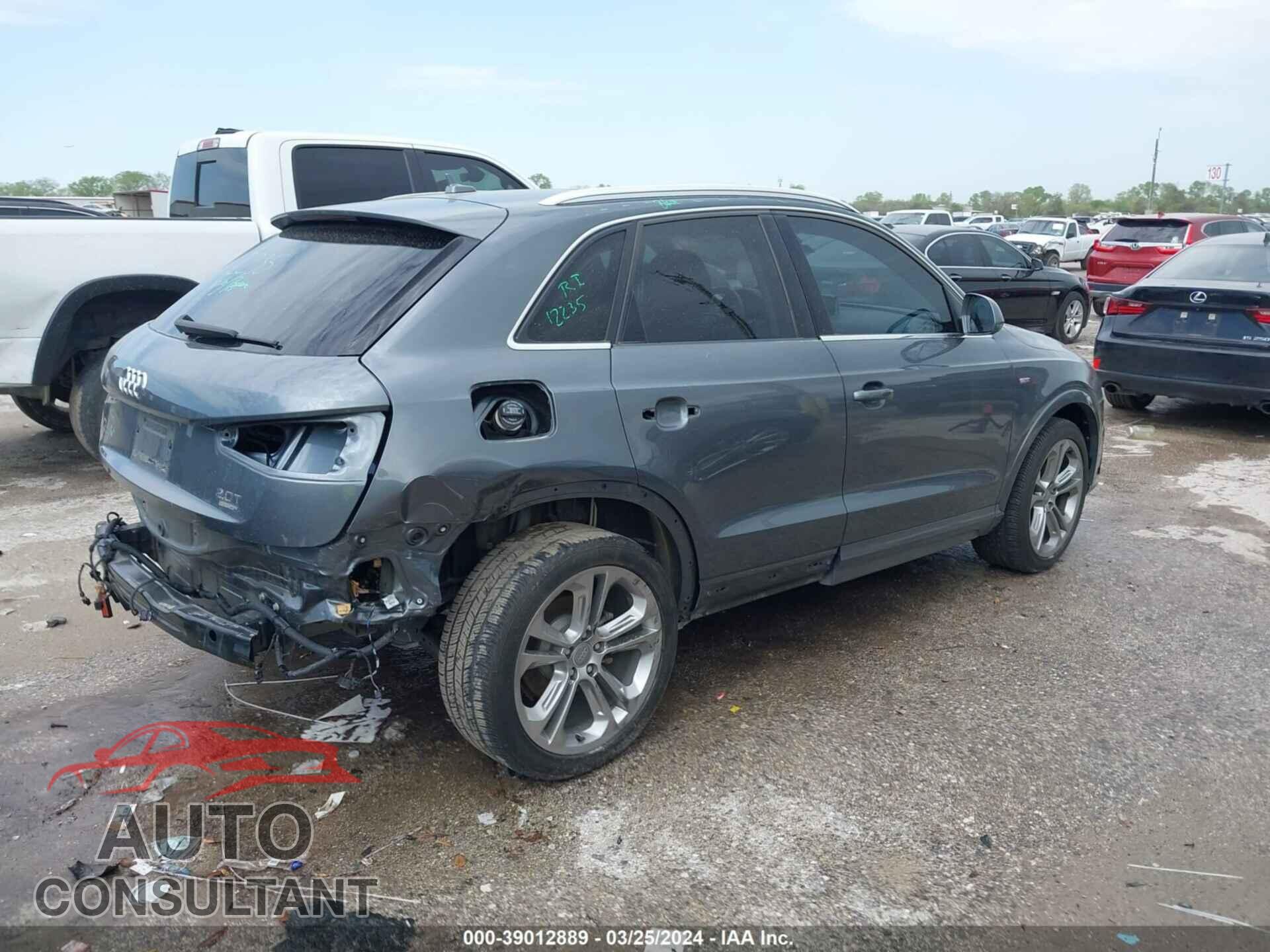 AUDI Q3 2017 - WA1GCCFS2HR013169