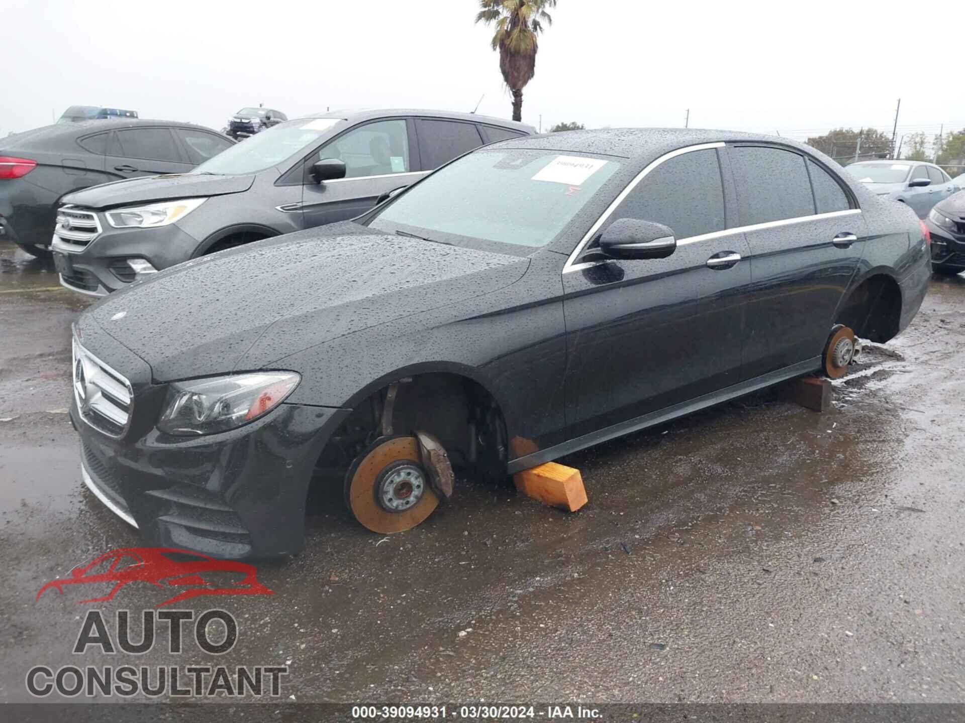MERCEDES-BENZ E 300 2017 - WDDZF4JB5HA094191