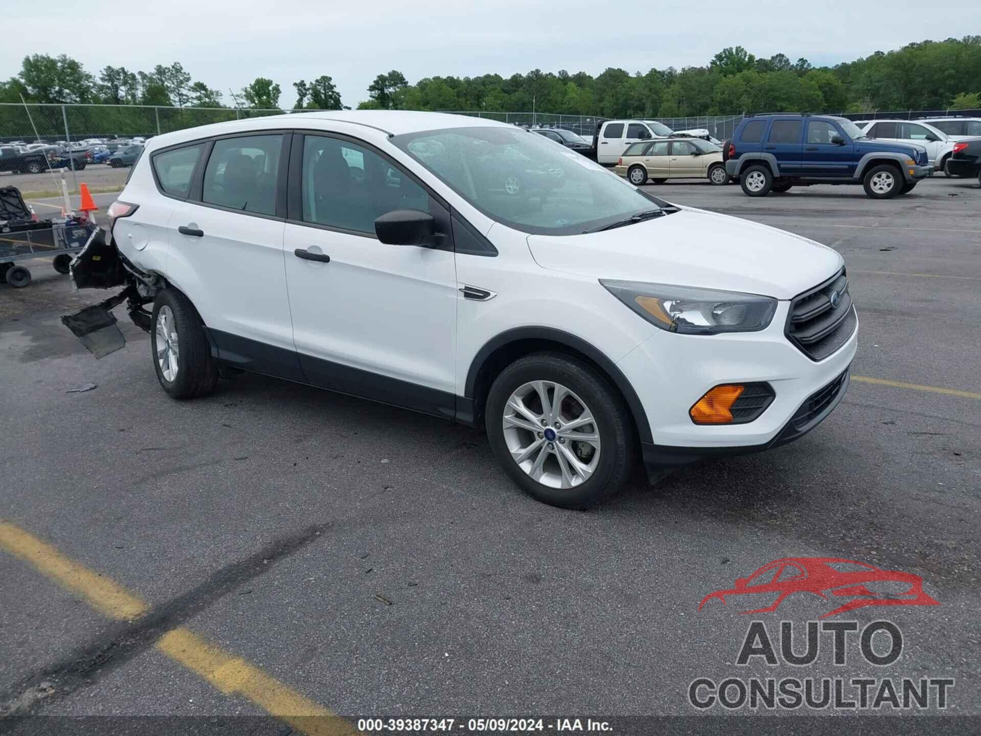 FORD ESCAPE 2018 - 1FMCU0F77JUB95879